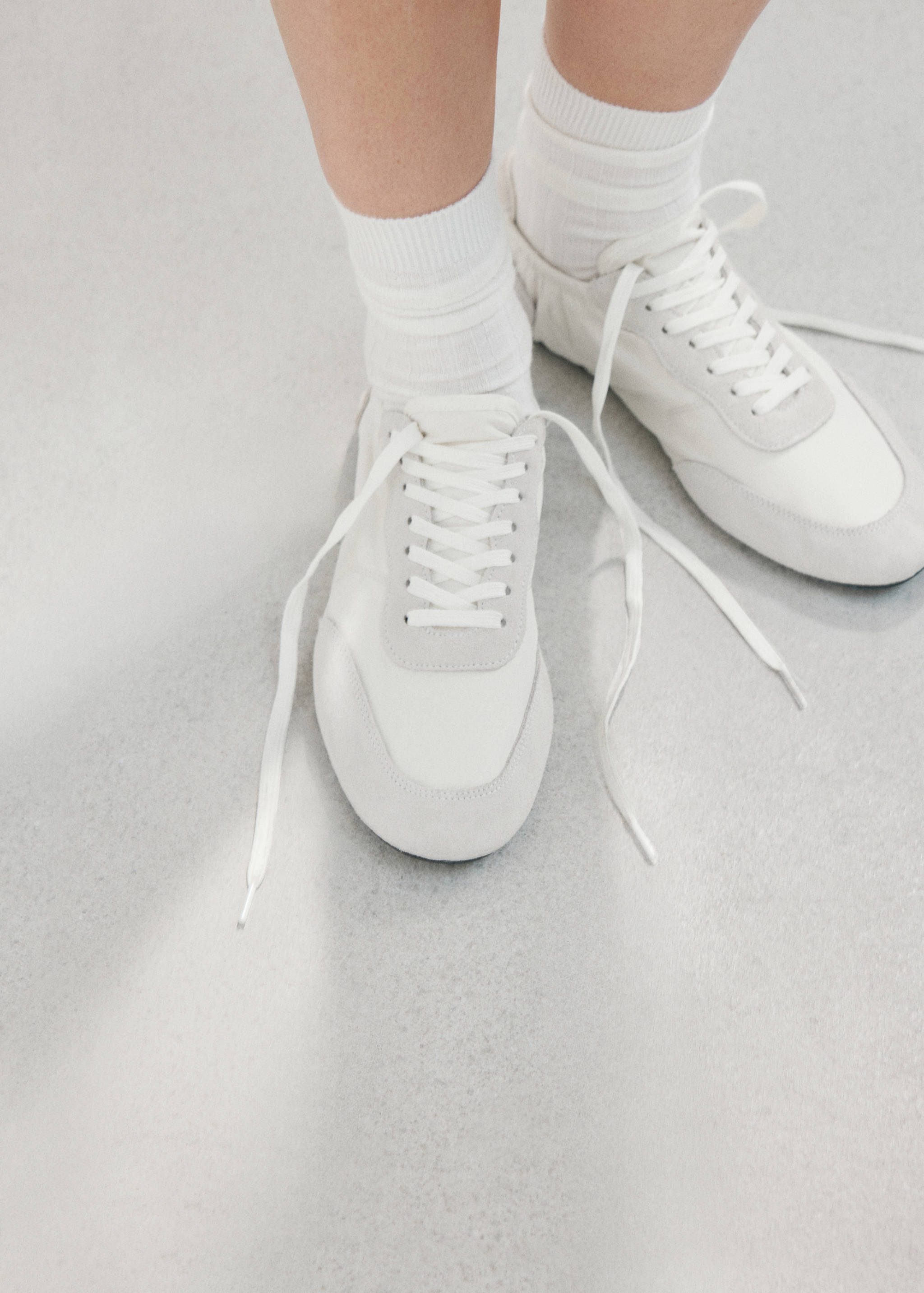 Lace-up leather sneakers - General plane