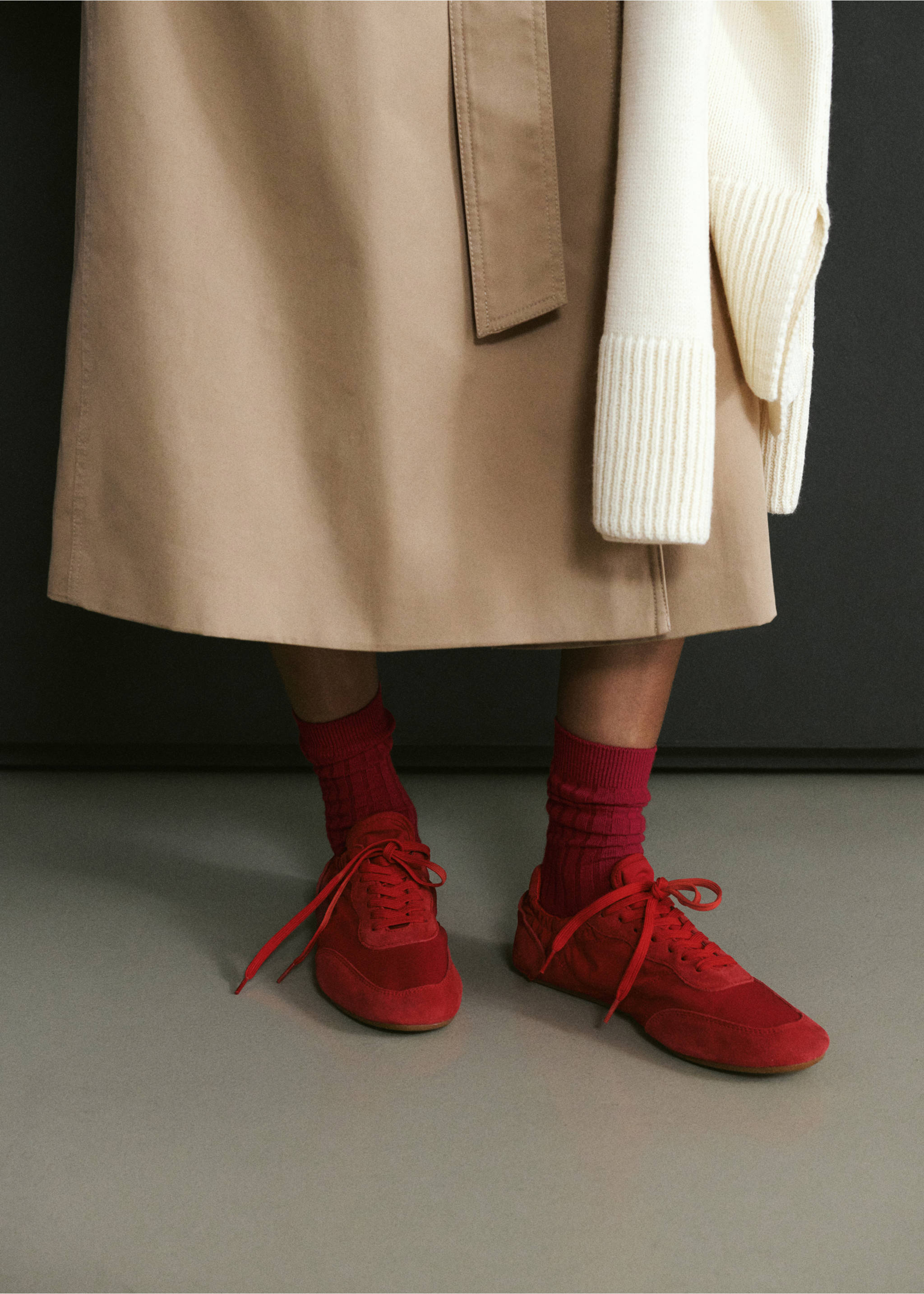 Lace-up leather sneakers - Details of the article 9, Red. Ref: 27084043-00.