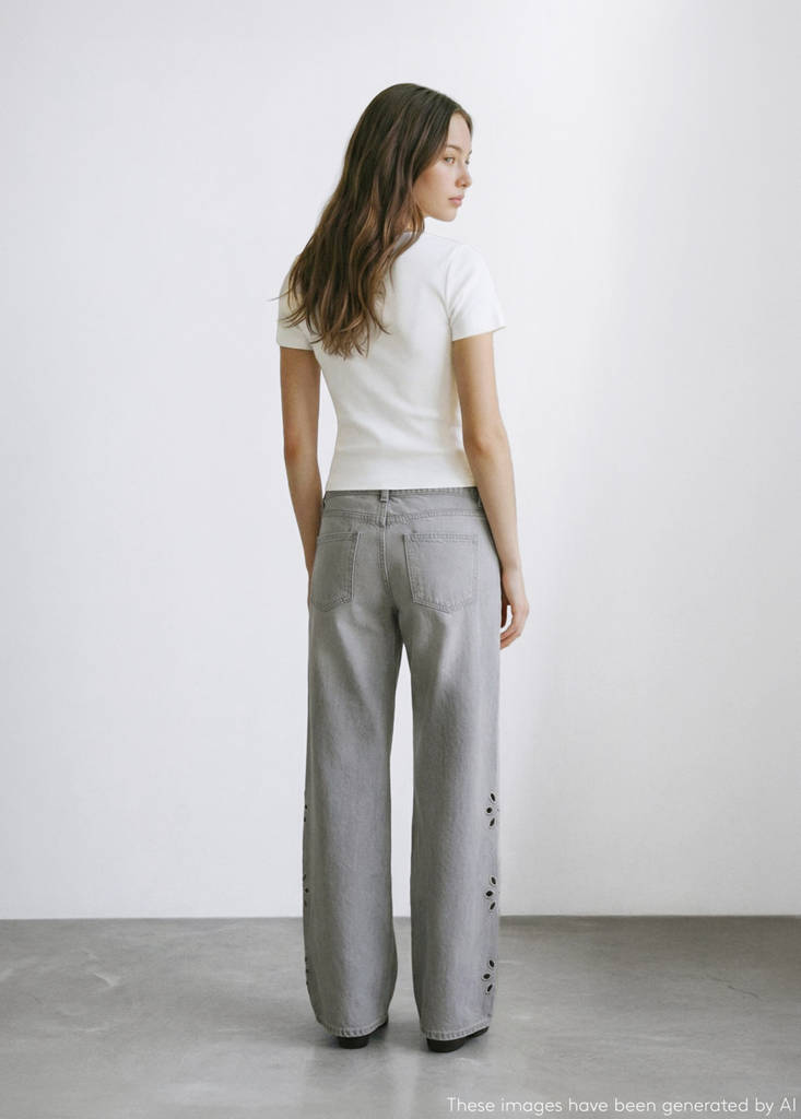 Short sleeve knitted t-shirt — Off White