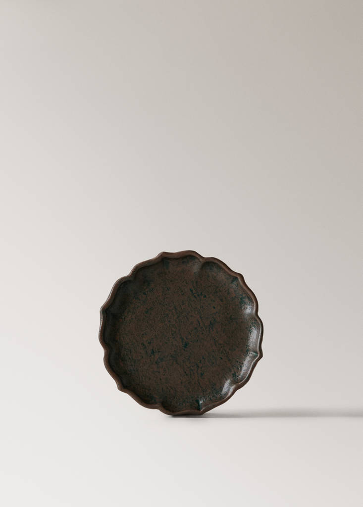 Relief edge appetiser plate — Dark Heather Grey