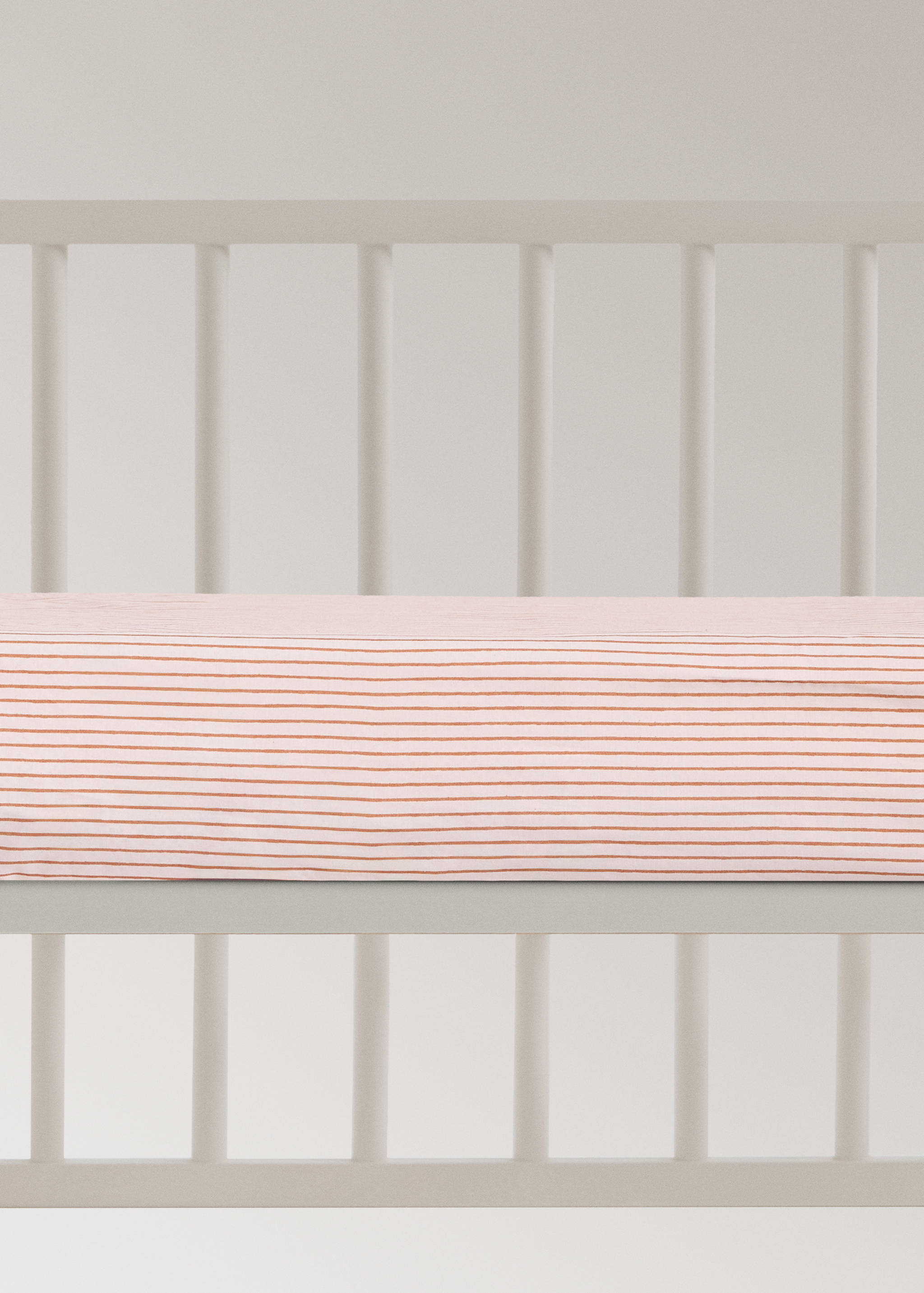 Cotton percale striped fitted sheet for cot - Article without model