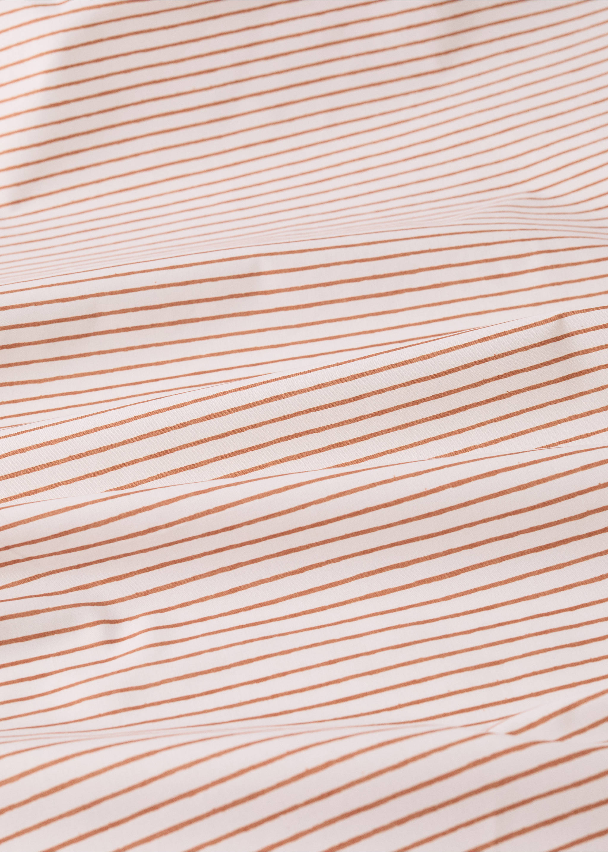 Cotton percale striped fitted sheet for cot - Details of the article 3, Russet. Ref: 27084060-00.