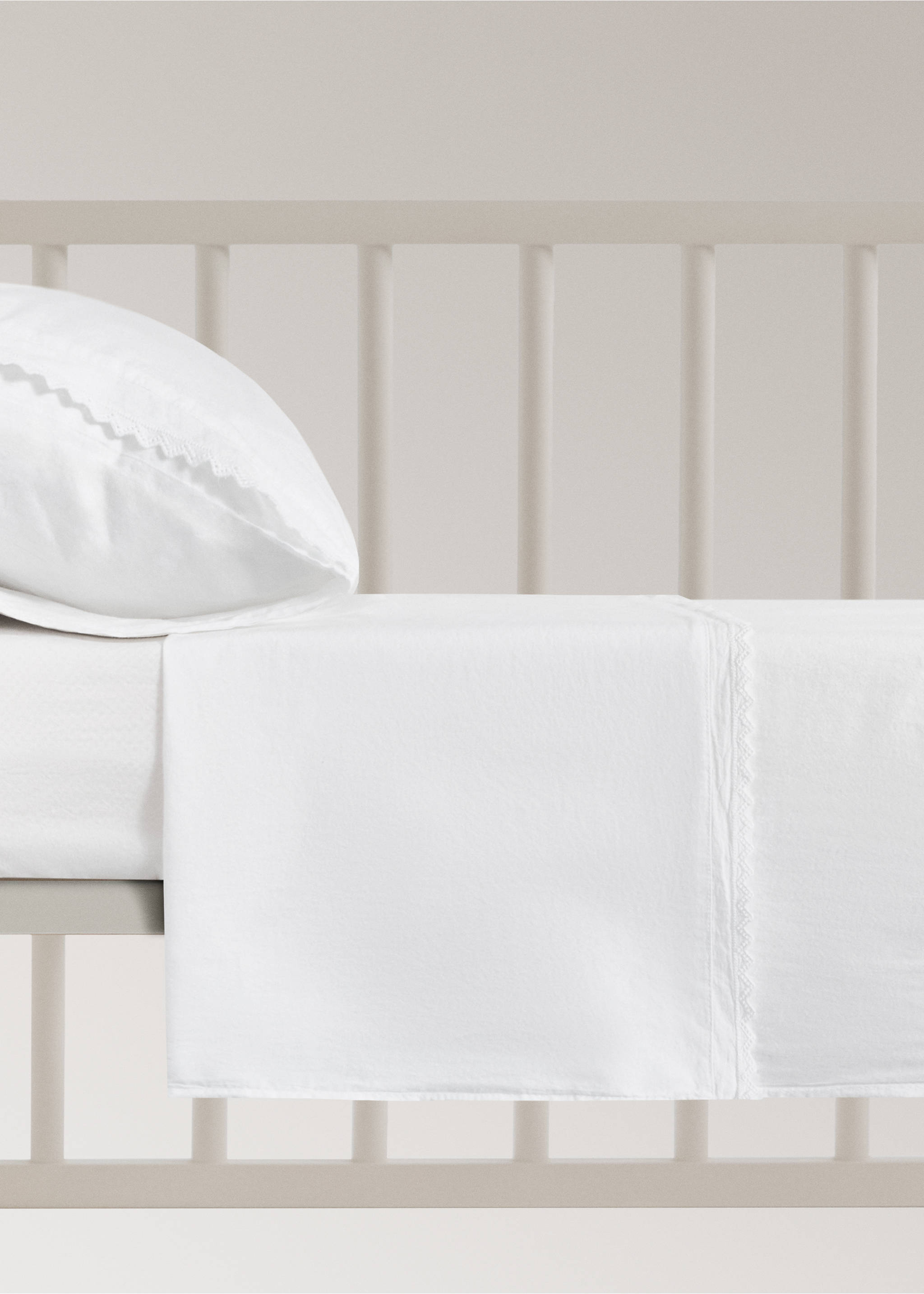 Cot bed top sheet percale garment-washed - Article without model, White. Ref: 27084063-00.