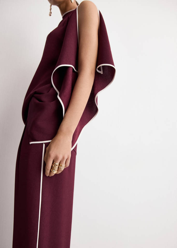 Ruffle asymmetric blouse — Ecru