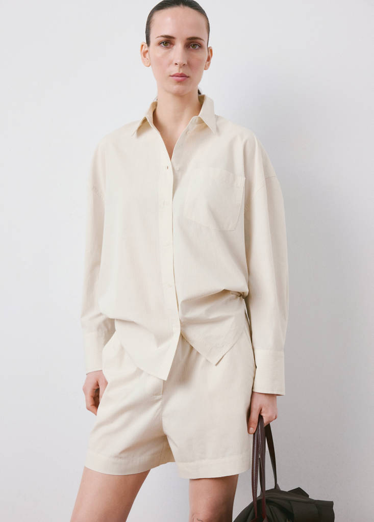 Cotton shorts with elastic waist
