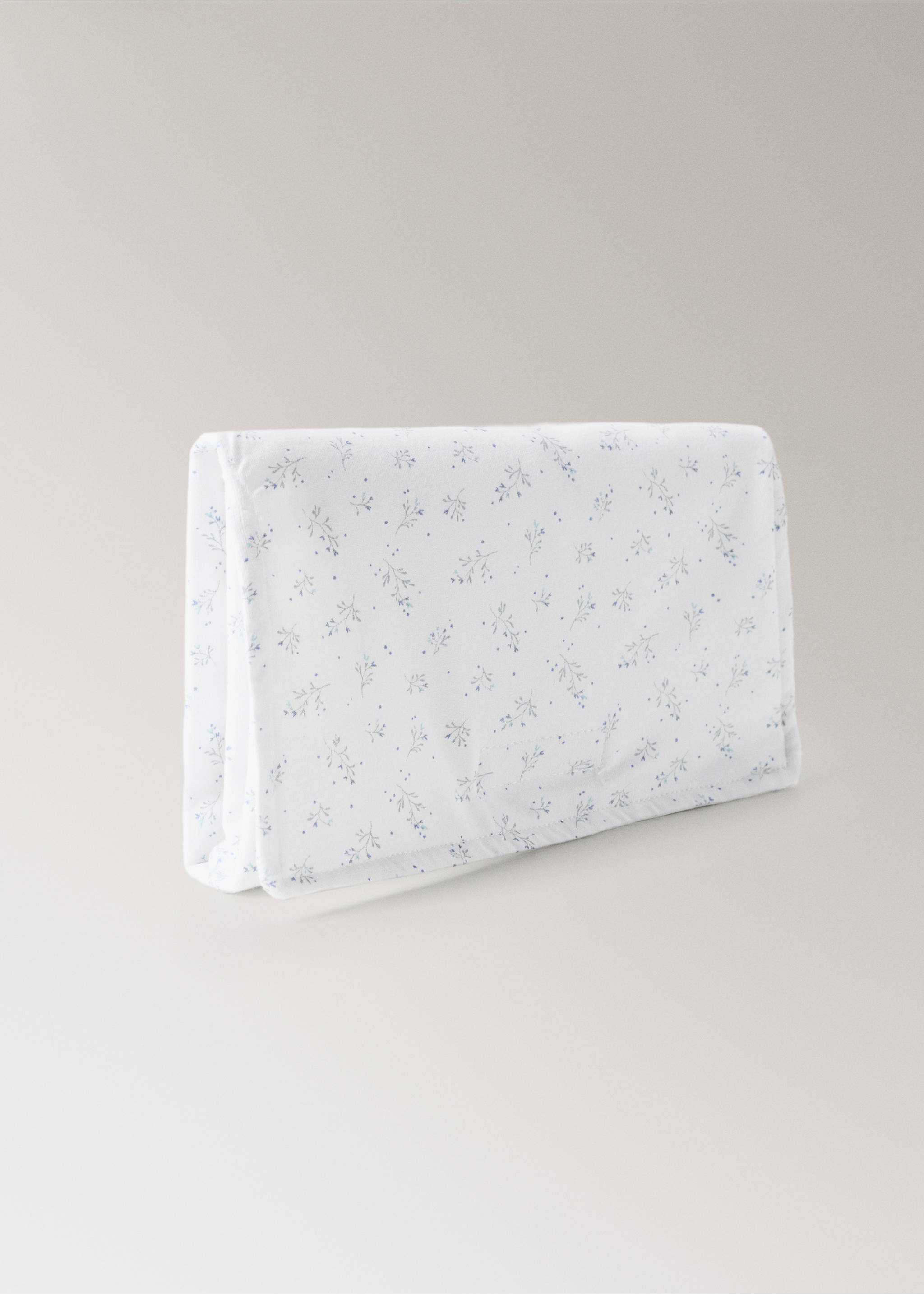 Cotton flower baby changing pad - Detail van het artikel 1, Wit. Ref: 27084081-00.
