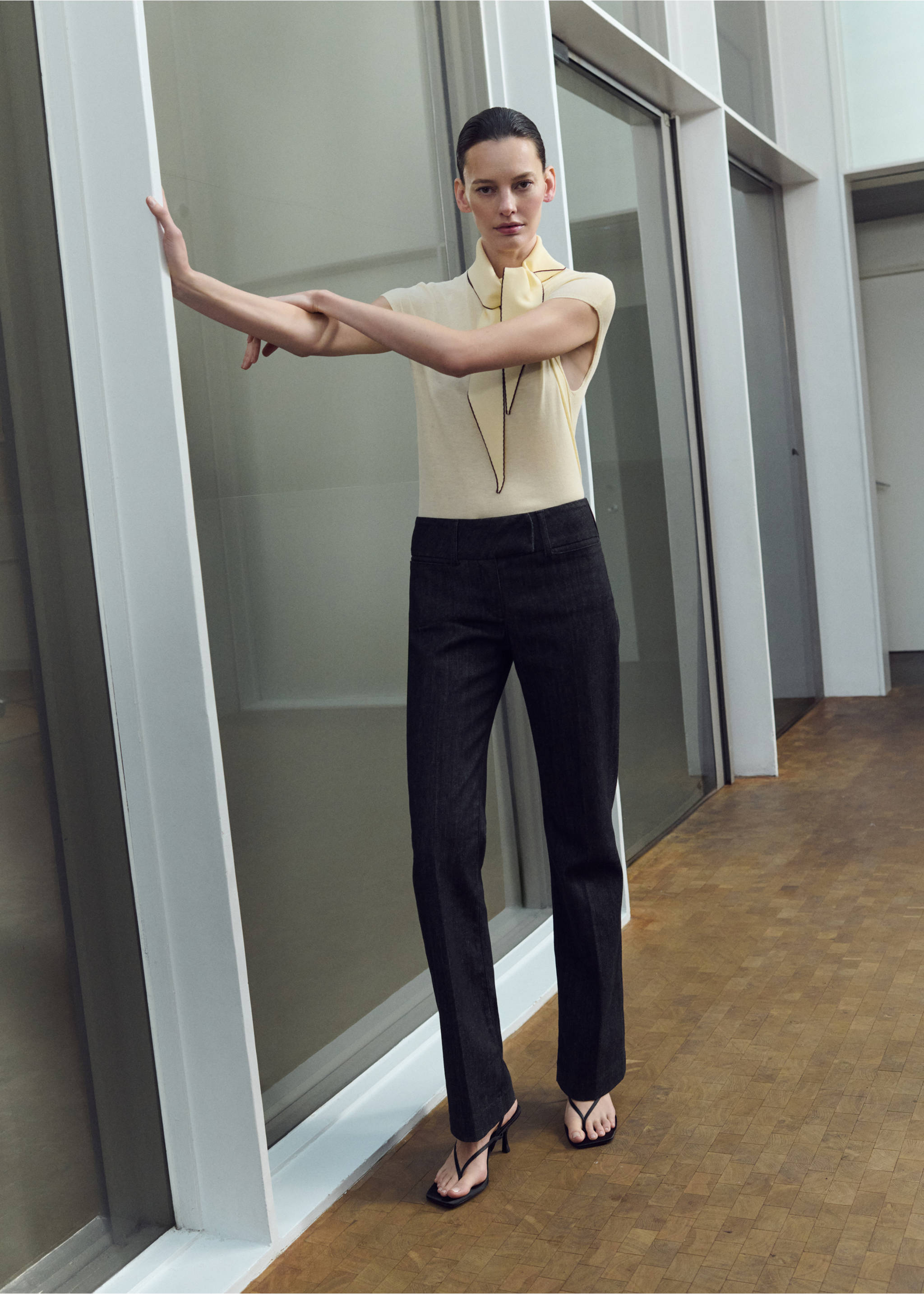 围巾领细节针织上衣 - null, 浅黄色. Ref: 27084083-00.