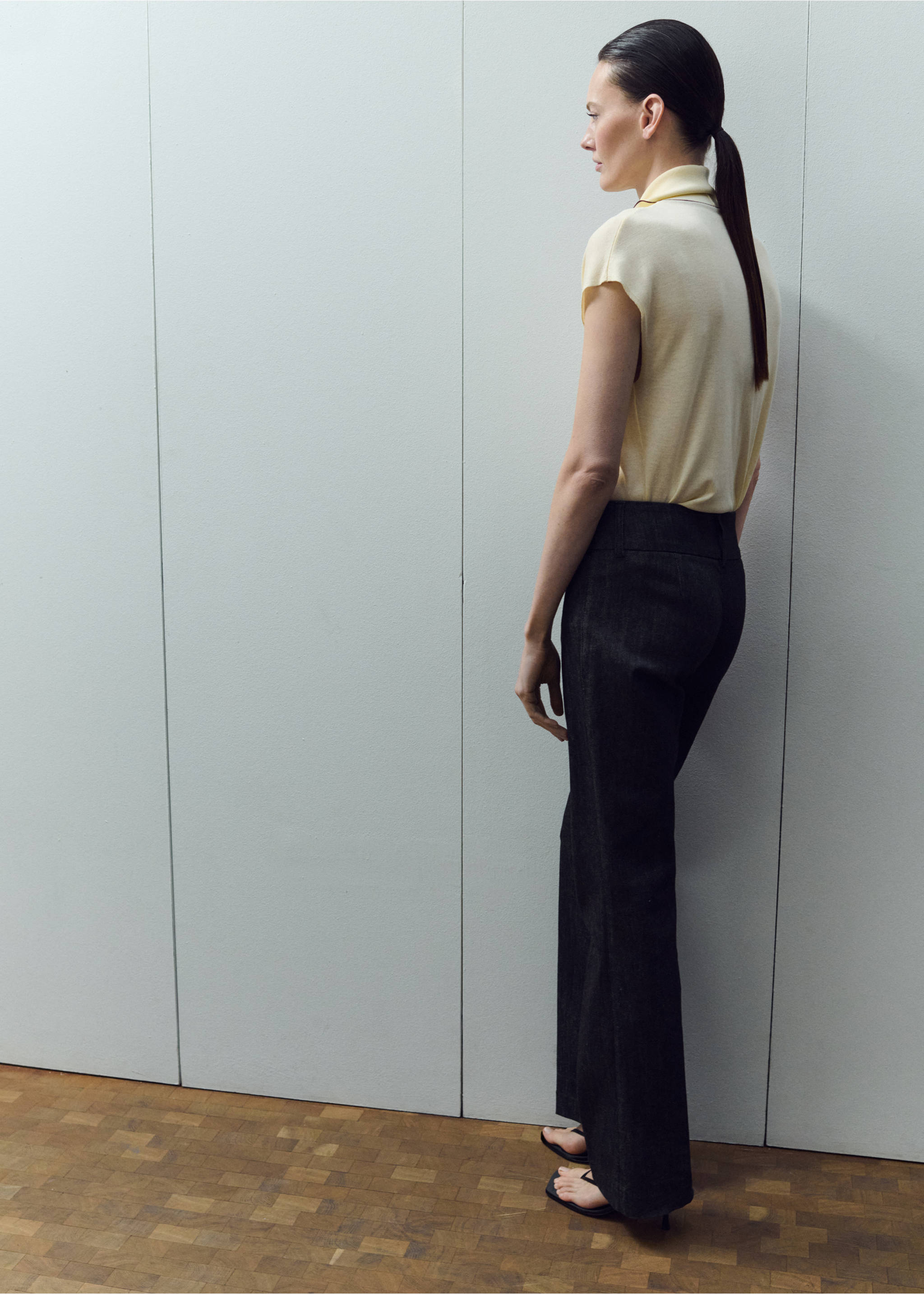 围巾领细节针织上衣 - null, 浅黄色. Ref: 27084083-00.