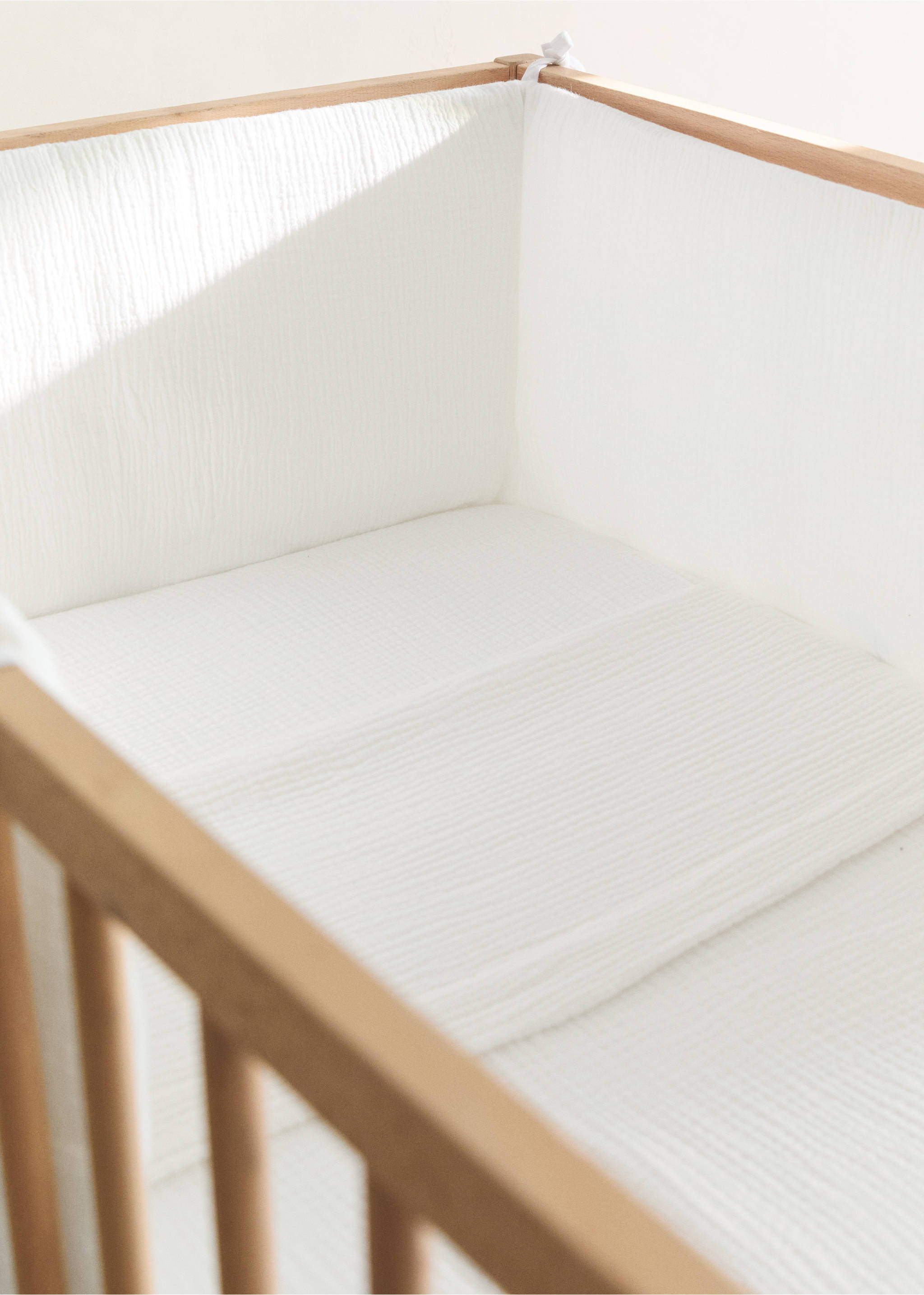 Protector cuna algodón gasa - Plano general, Blanco. Ref: 27084085-00.