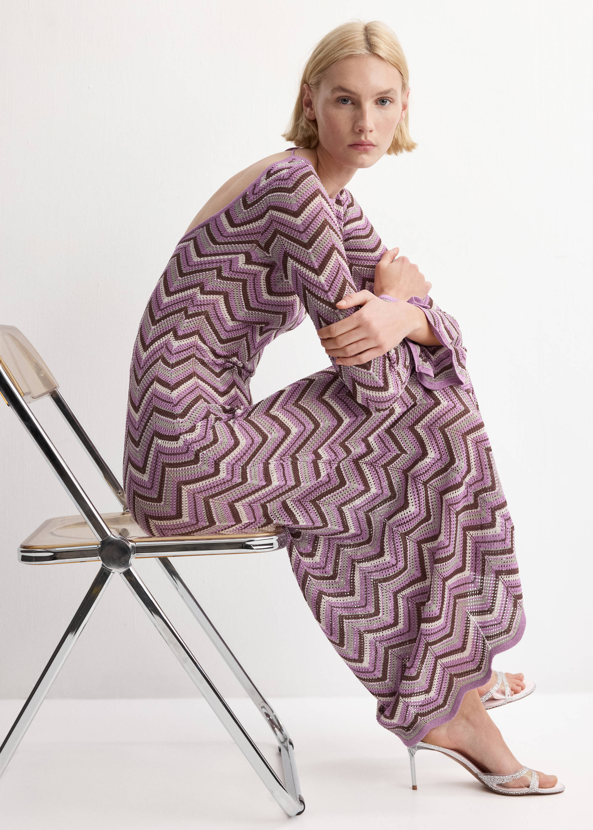 Long flared knitted dress - Details of the article 2