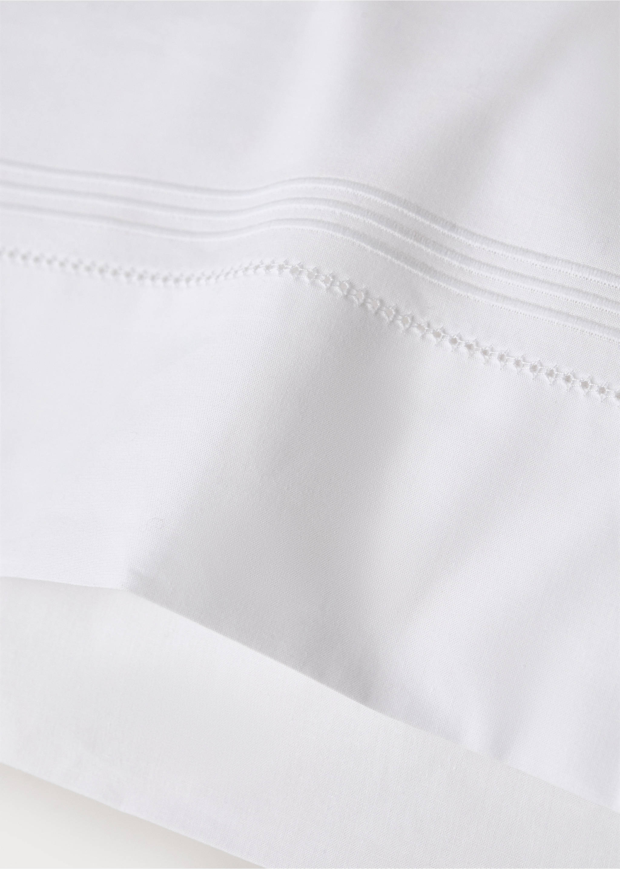 Percale cotton pillowcase with hemstitch 45x110 cm - Details of the article 2, White. Ref: 27084093-00.