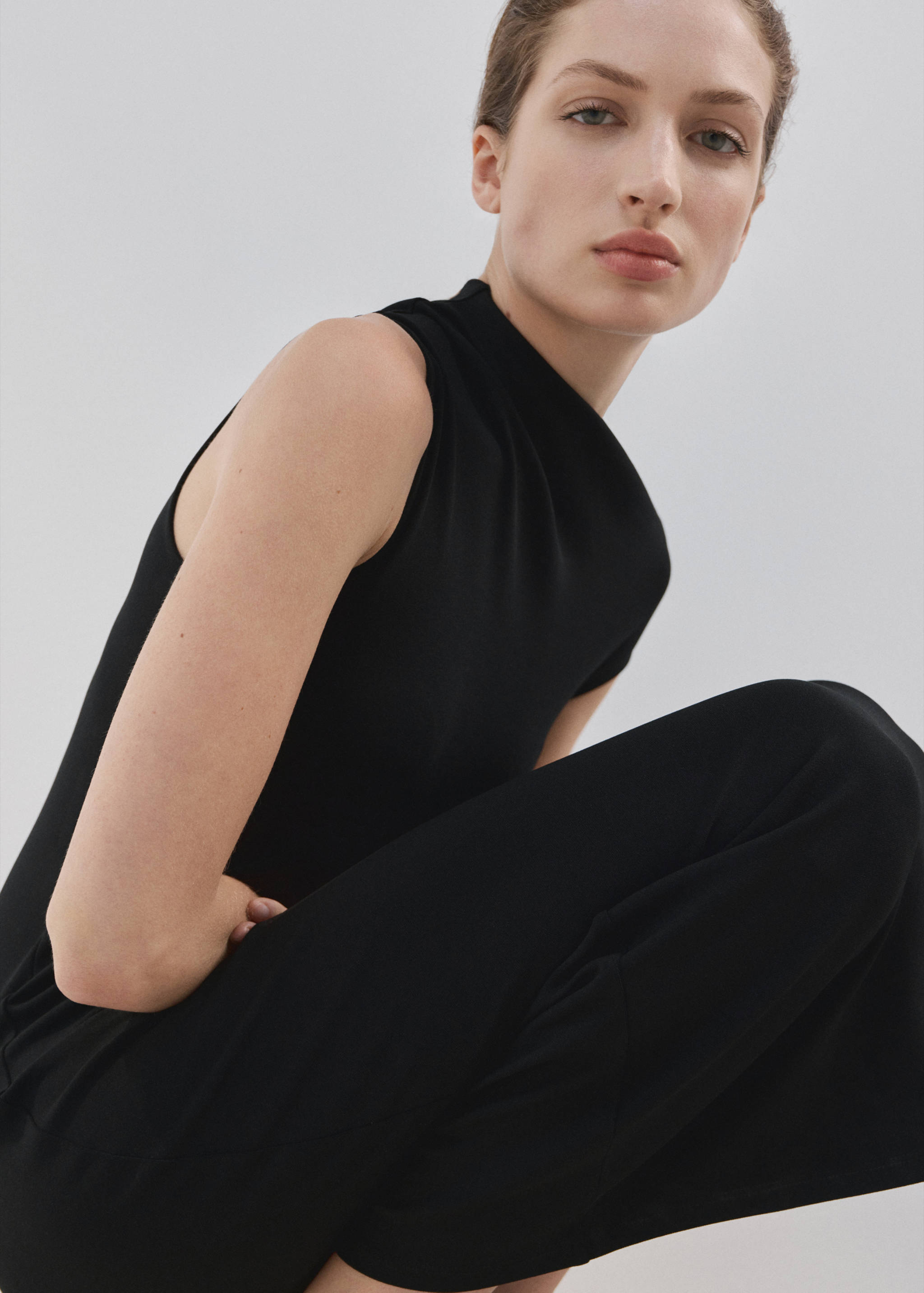 Asymmetrical-neck midi-dress - Details of the article 2