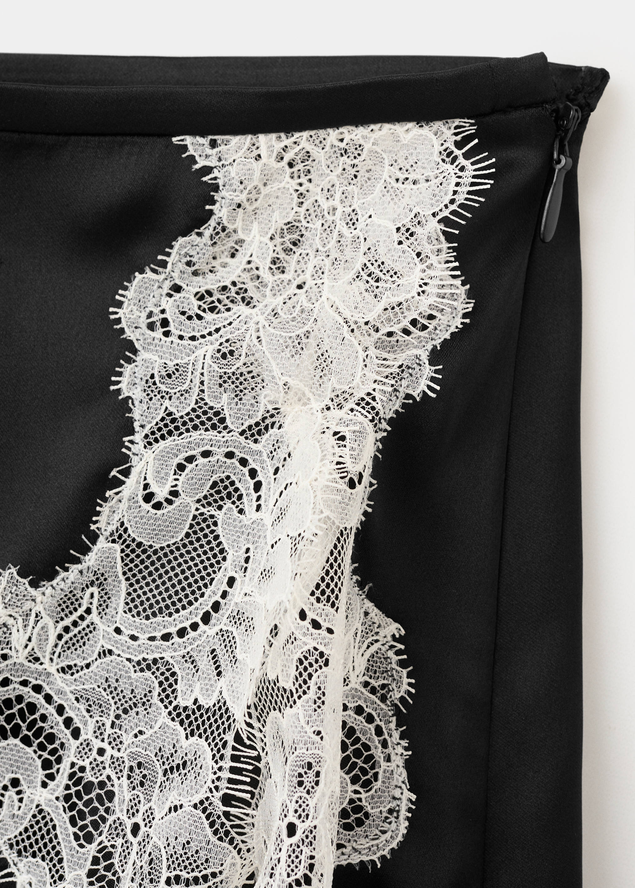 Jupe satinée dentelle - Détail de l'article 8