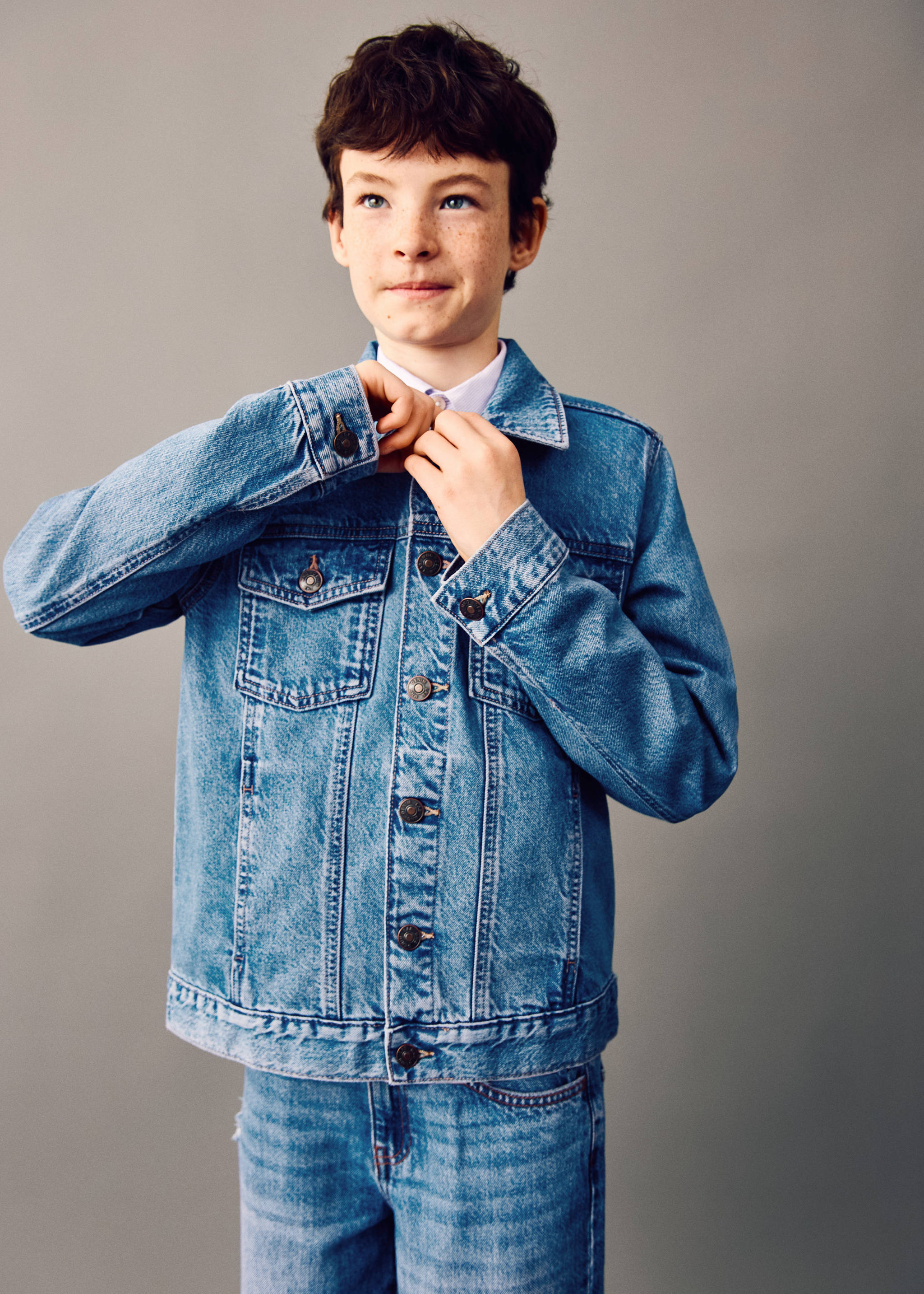 Cazadora vaquera - Plano medio