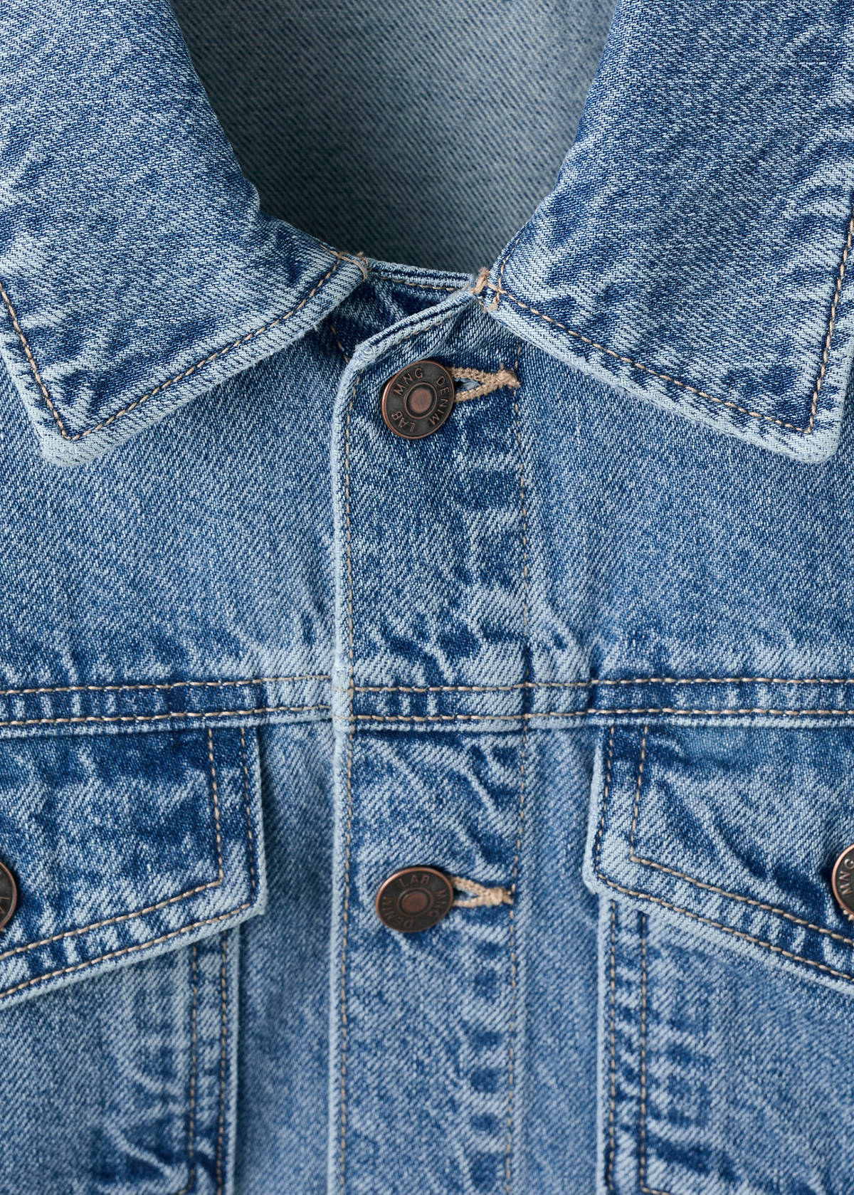 Denim jacket — Medium Blue