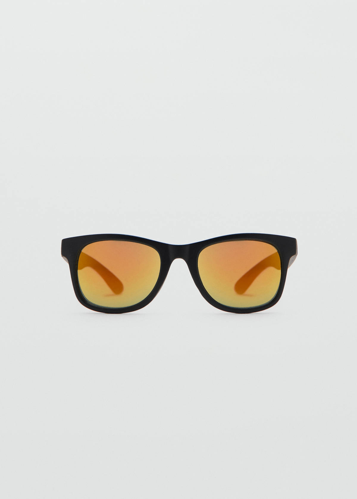Square sunglasses — Black
