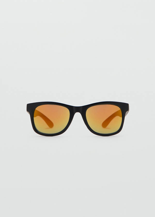 Square sunglasses — Black