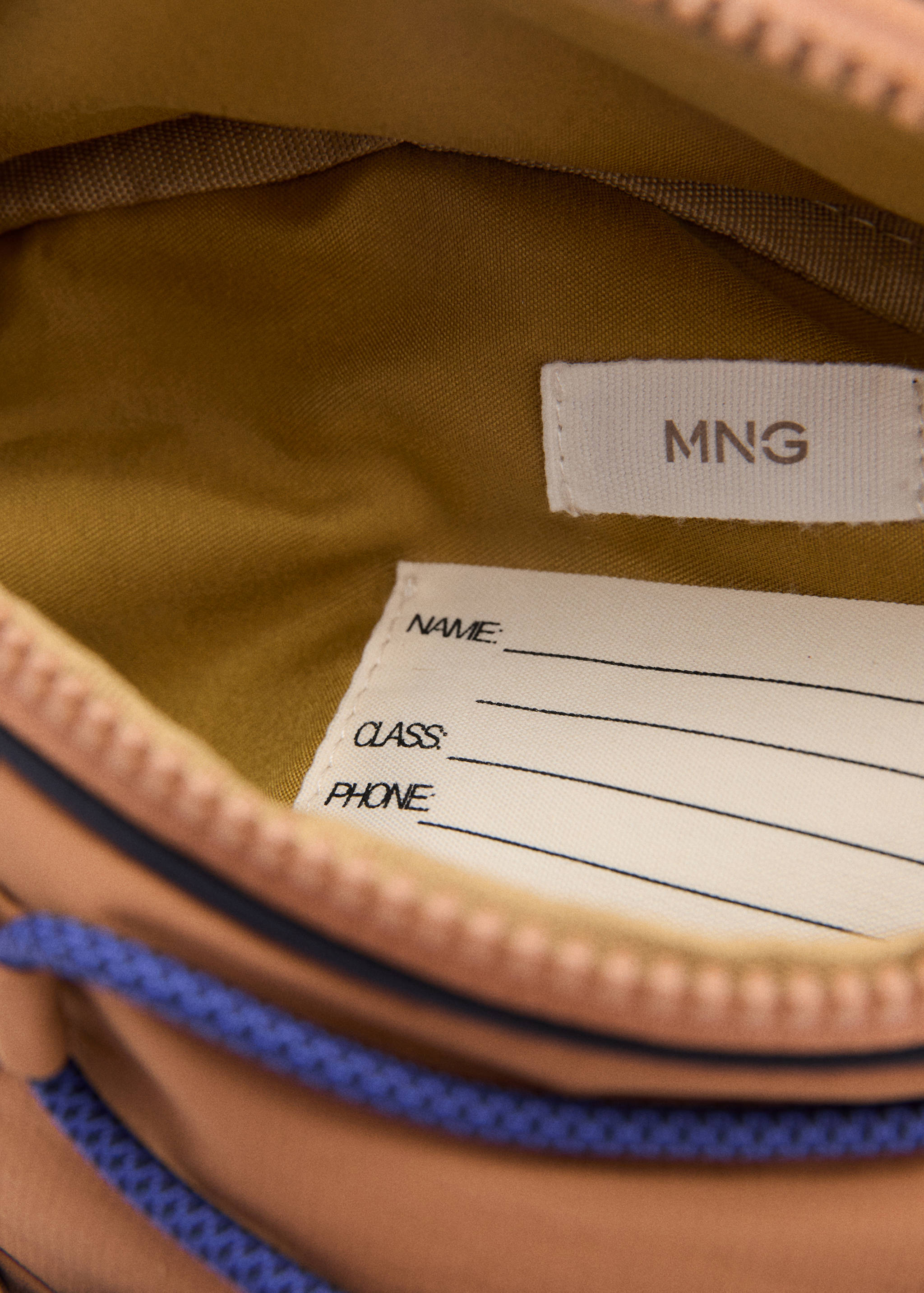 حقيبة بحزام طويل - تفاصيل المنتج 2