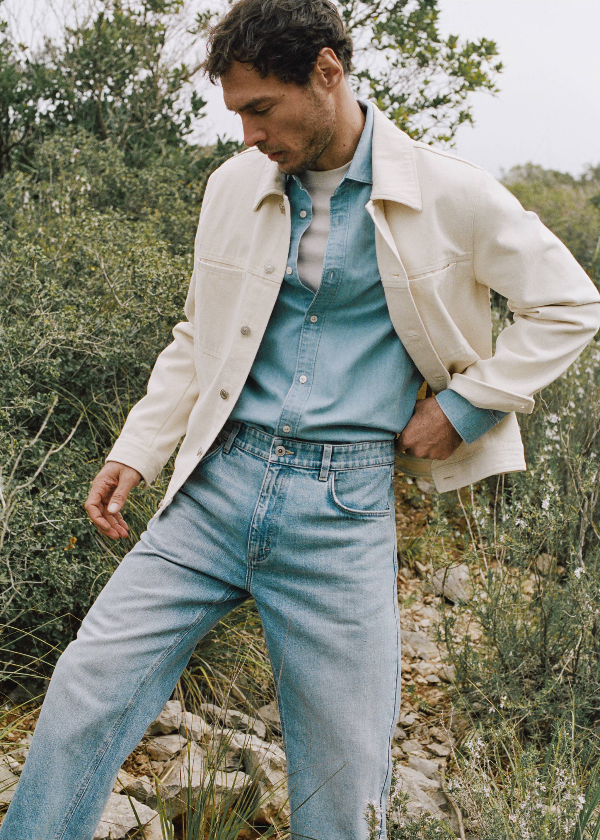 100% cotton denim jacket with pockets - Details of the article 5, Ecru. Ref: 27084426-00.