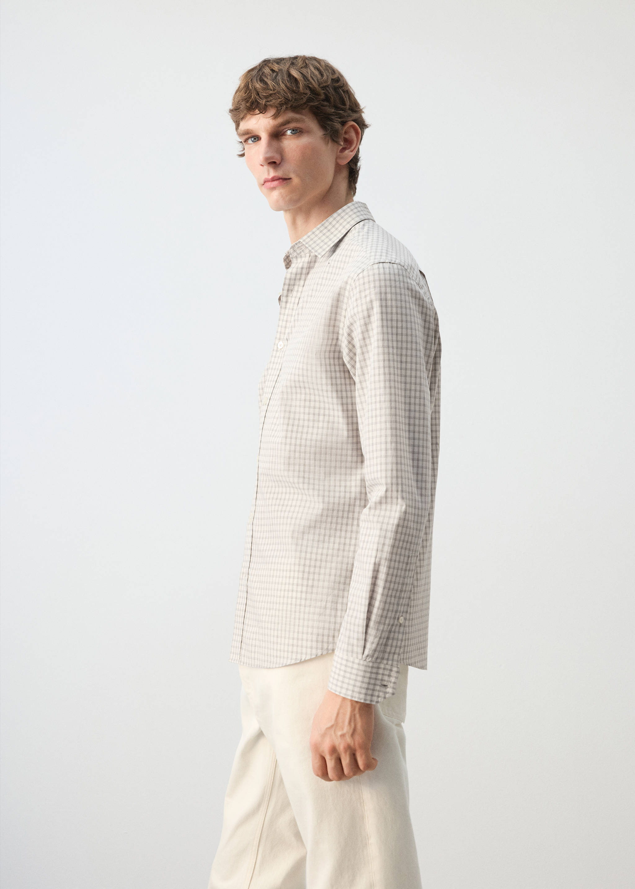 Camisa 100% cotó regular fit quadres - Detall de l'article 2