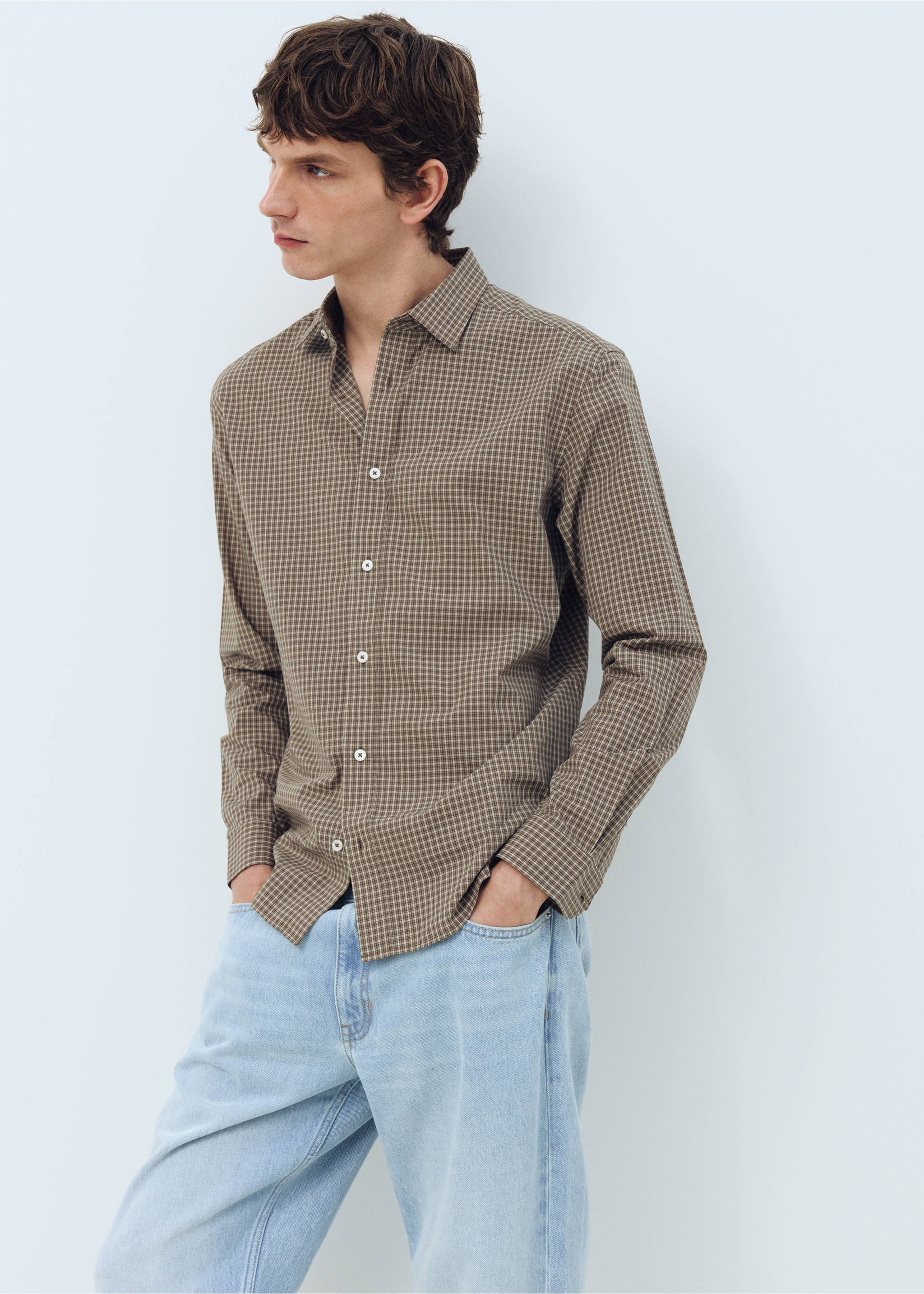 100% cotton regular fit check shirt - Details of the article 5, Brown. Ref: 27084428-00.