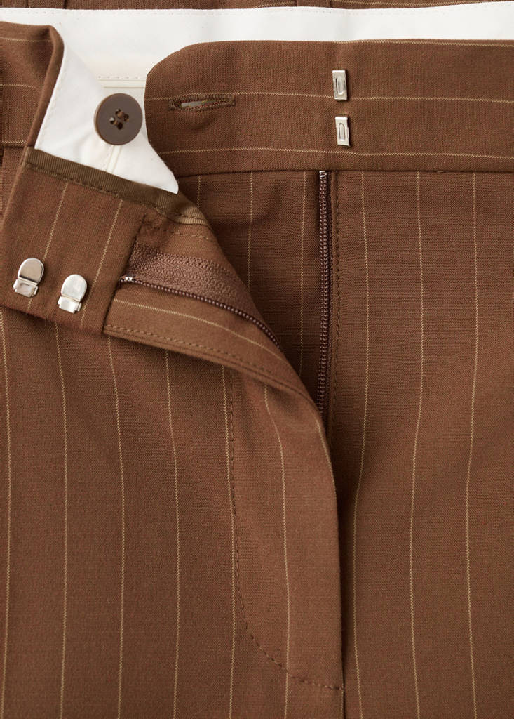 Pinstripe straight Bermudas — Caramel