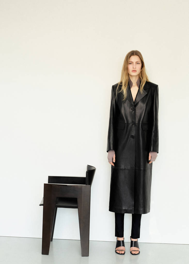Straight leather coat with pockets — Black