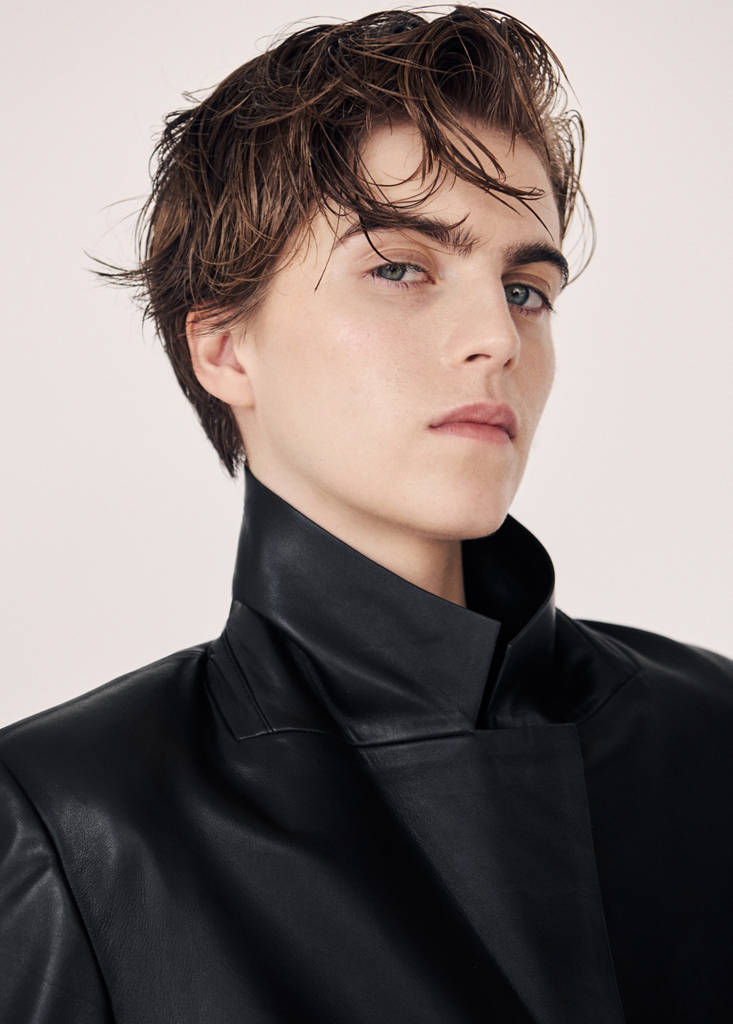 Straight leather coat with pockets — Black