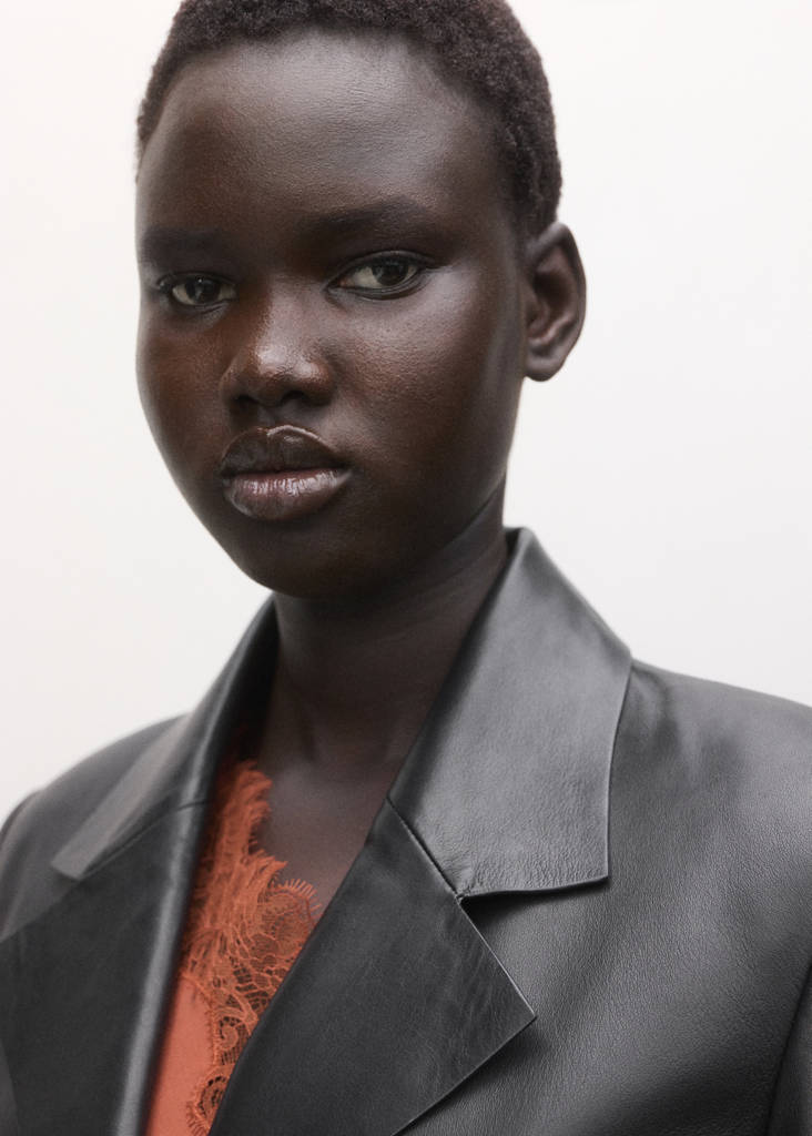 Straight leather coat with pockets — Black