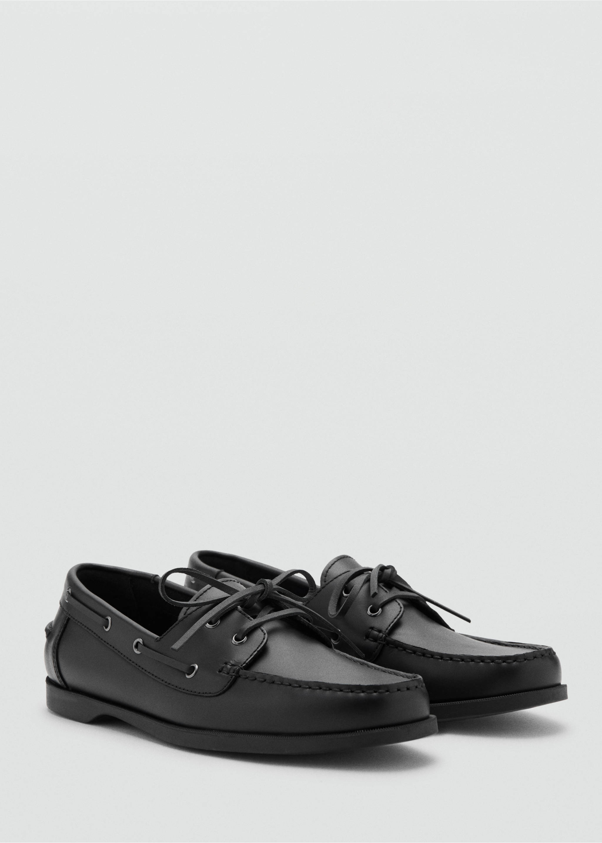 Leather nautical shoes - Medium plane, Black. Ref: 27084435-00.