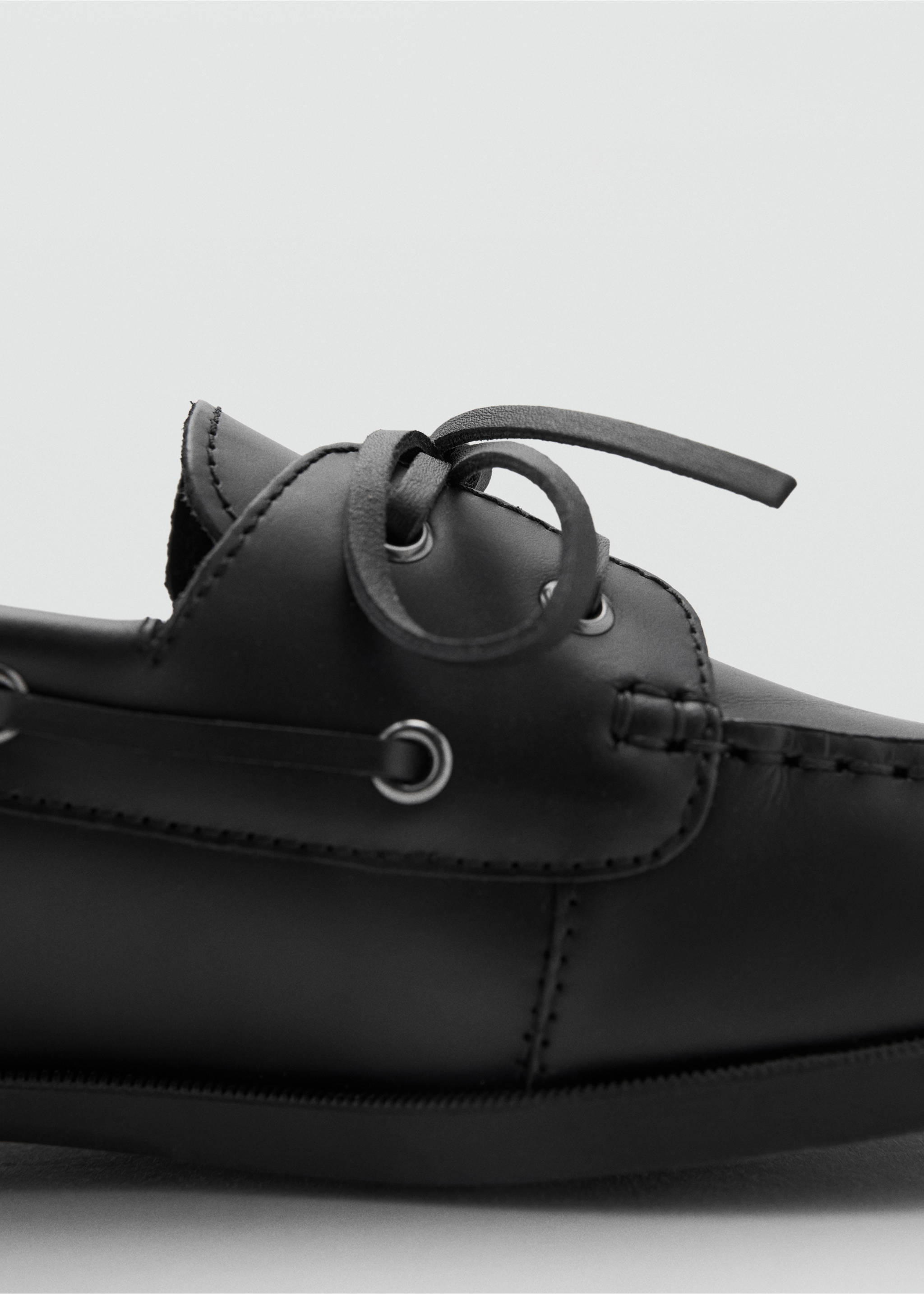 Leather nautical shoes - Details of the article 3, Black. Ref: 27084435-00.