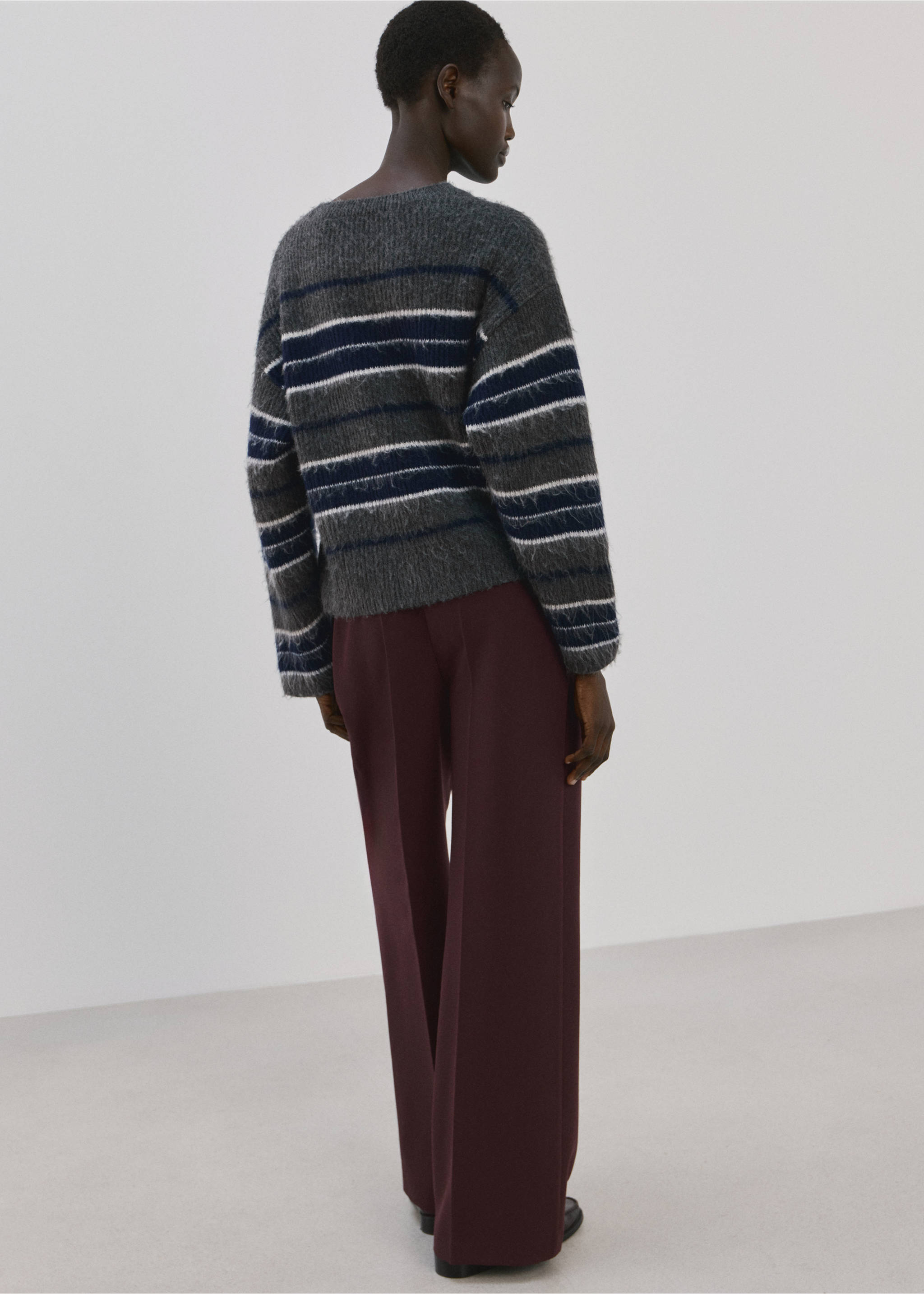 Pantalón recto cinturón - Reverso del artículo, Vino. Ref: 27084439-00.