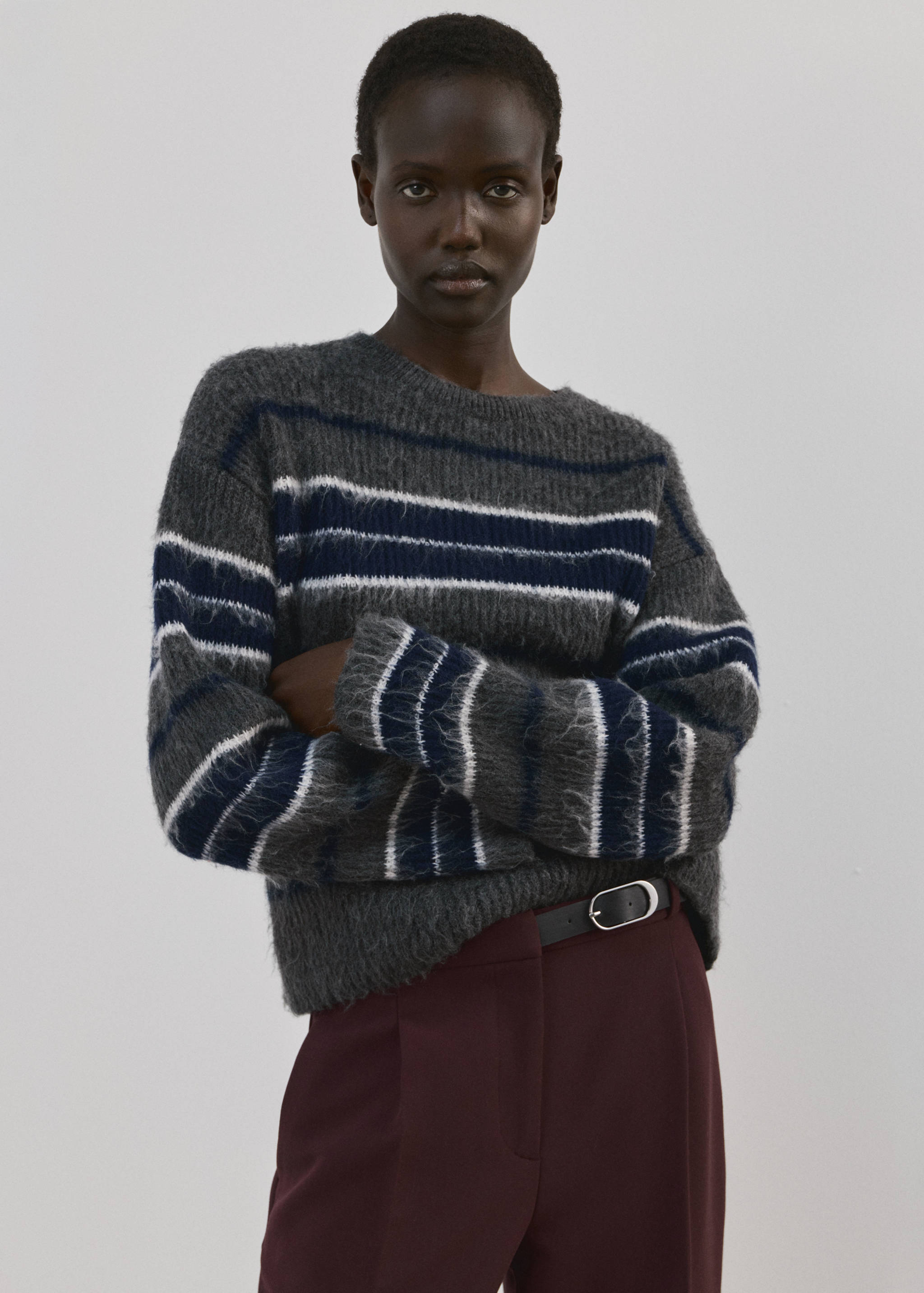 Pantalon droit avec ceinture - Détail de l'article 1