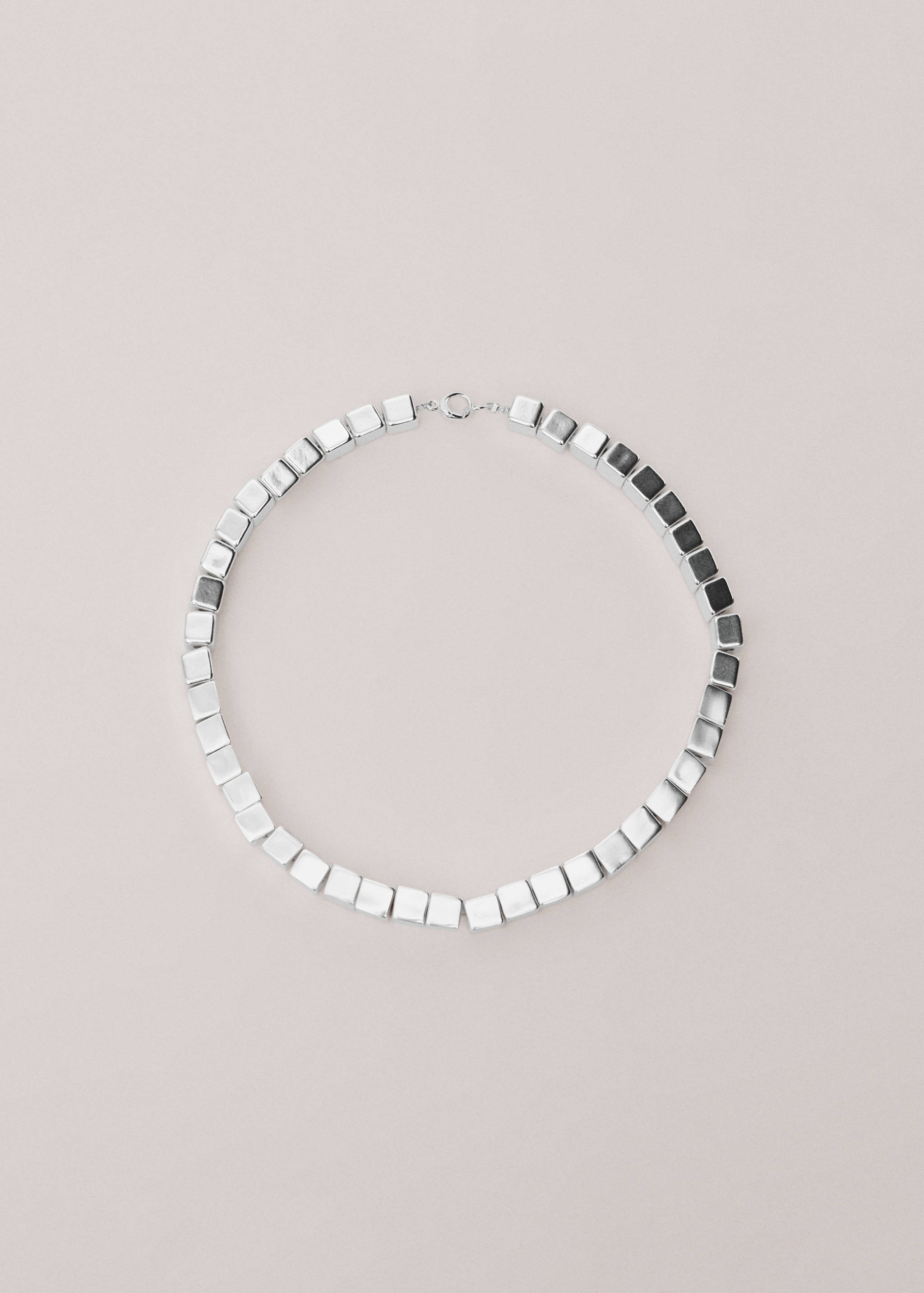 Metal cube chain collar - Article without model