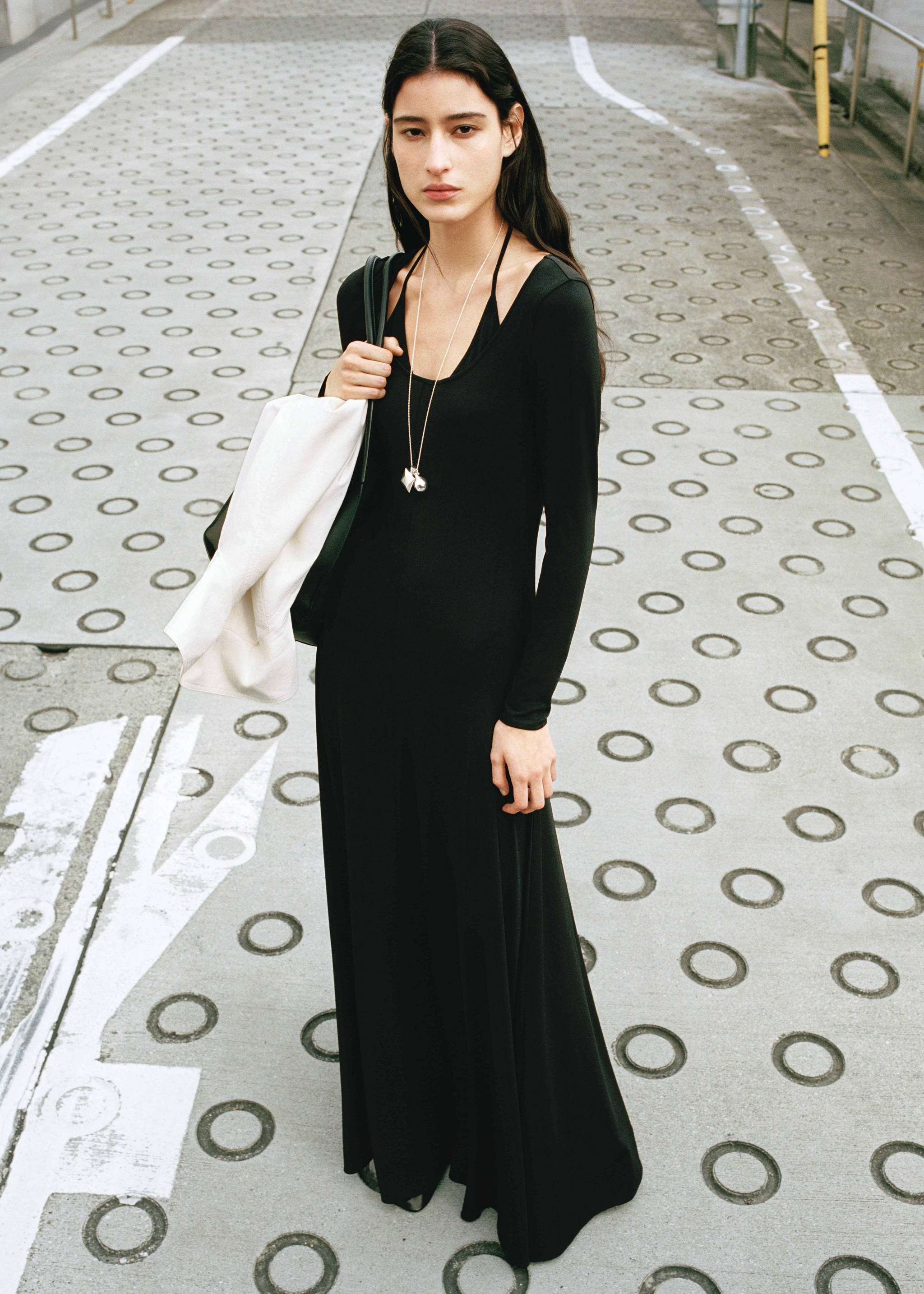 Robe avec col combiné en maille fine - Plan général