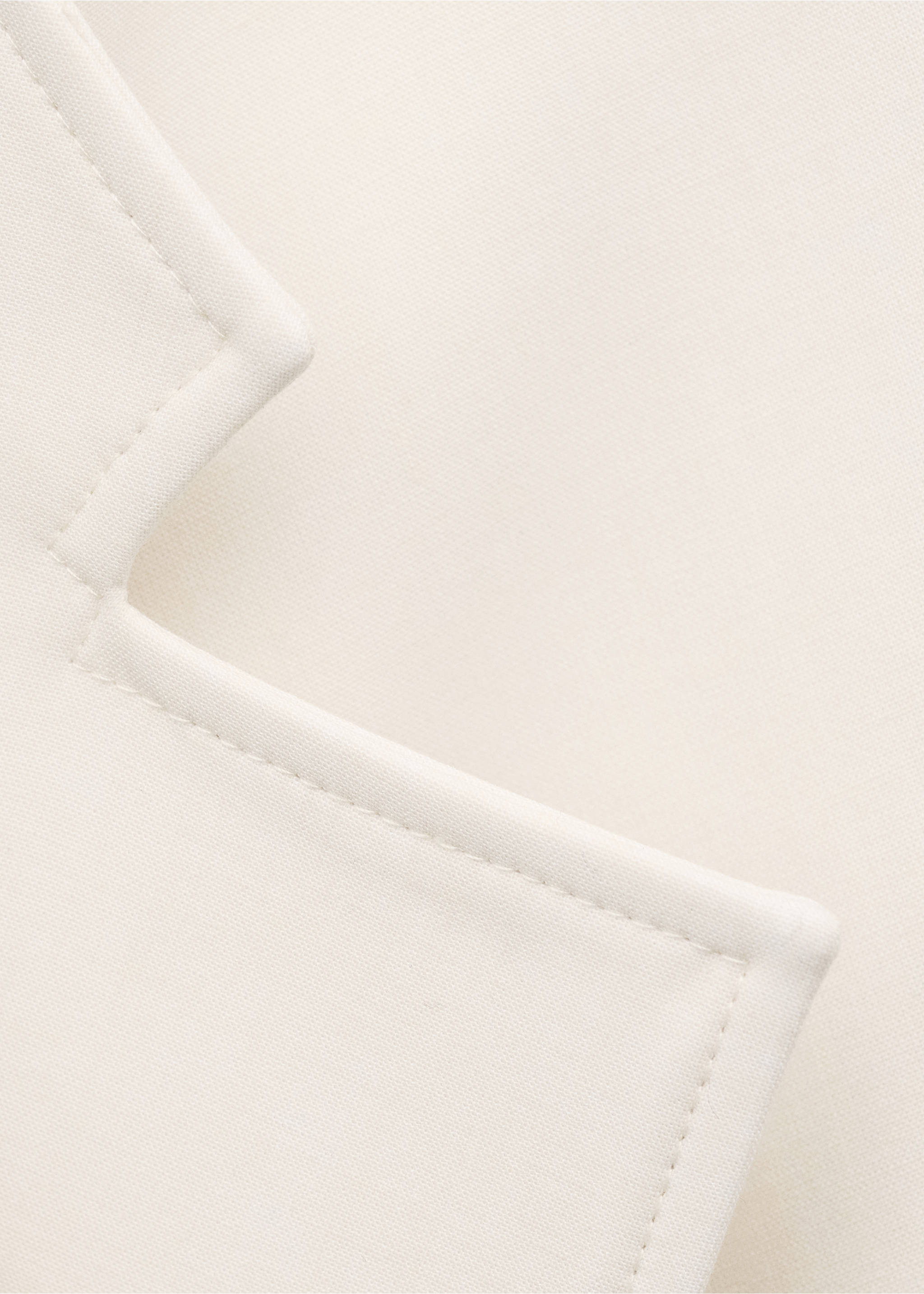 Jacket with lapels and tie belt - Details of the article 8, Ecru. Ref: 27084448-00.