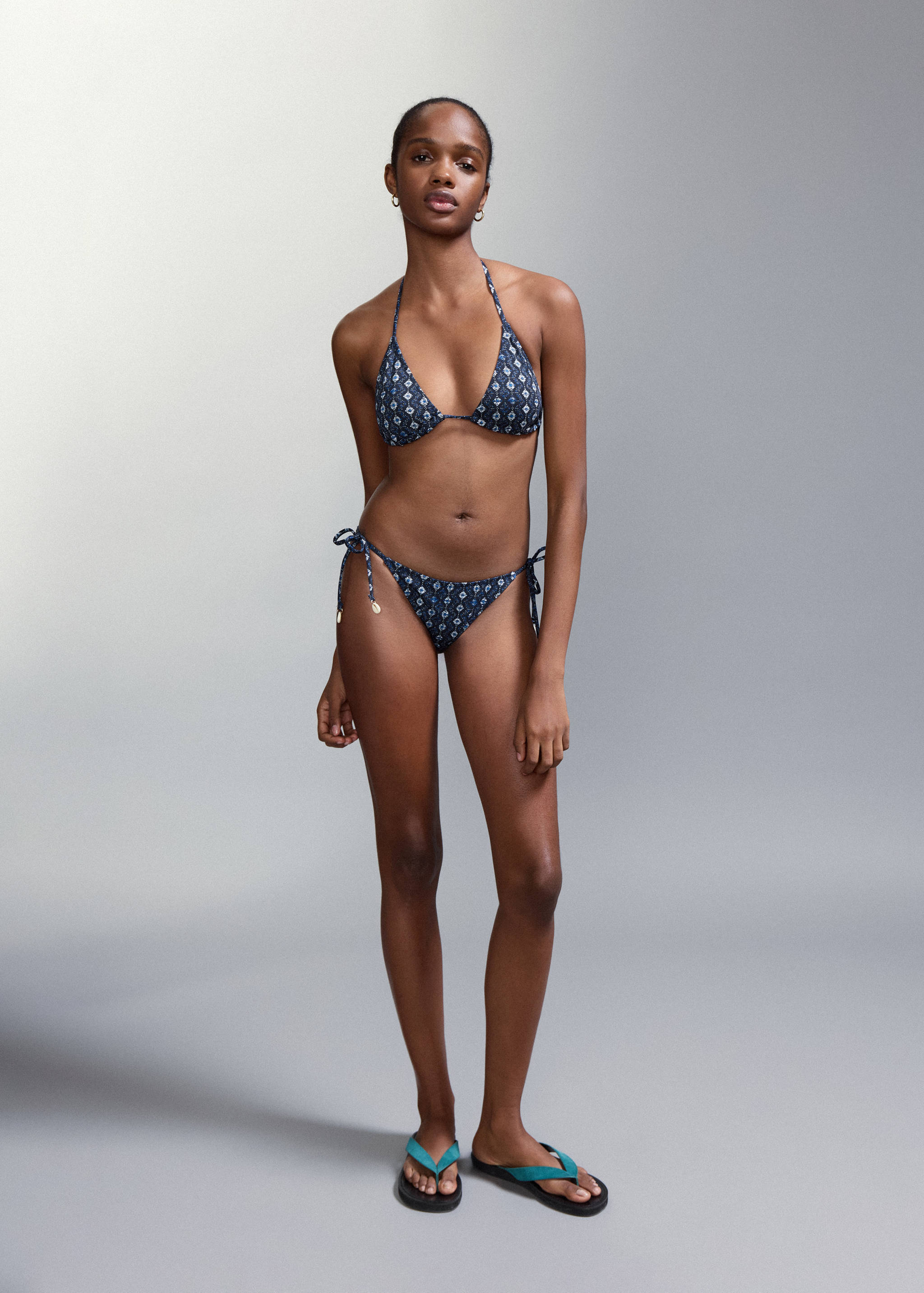 Printed bikini with medium-coverage bottoms - Details of the article 2