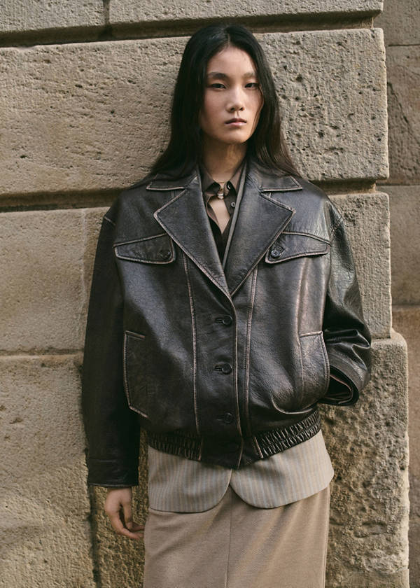 Oversized leather jacket with lapels — Brown