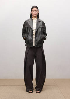 Oversized leather jacket with lapels — Brown 10