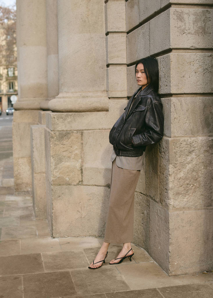 Oversized leather jacket with lapels — Brown