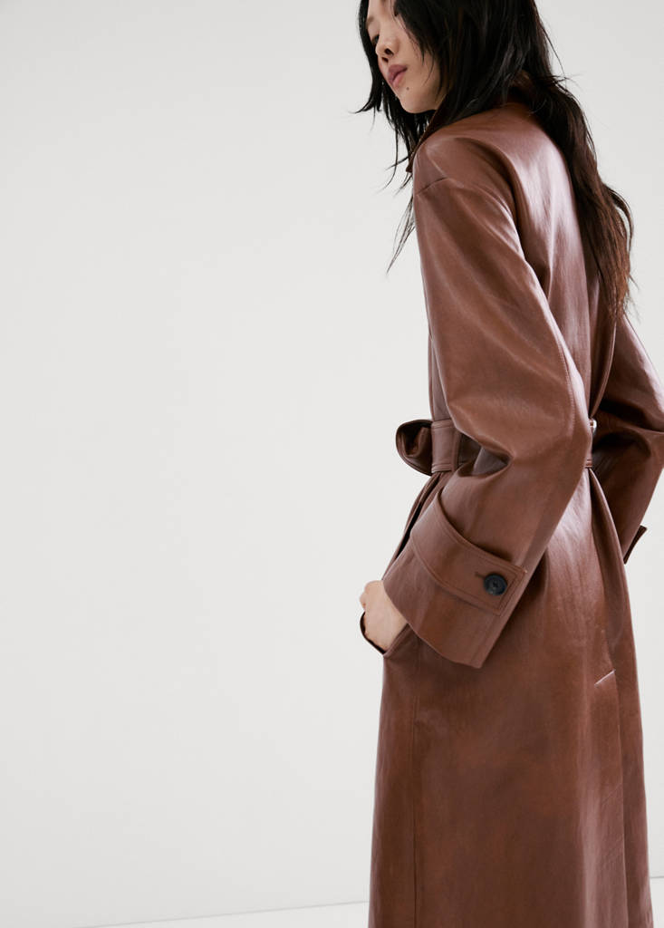 Long faux-leather trench coat with belt — Brown