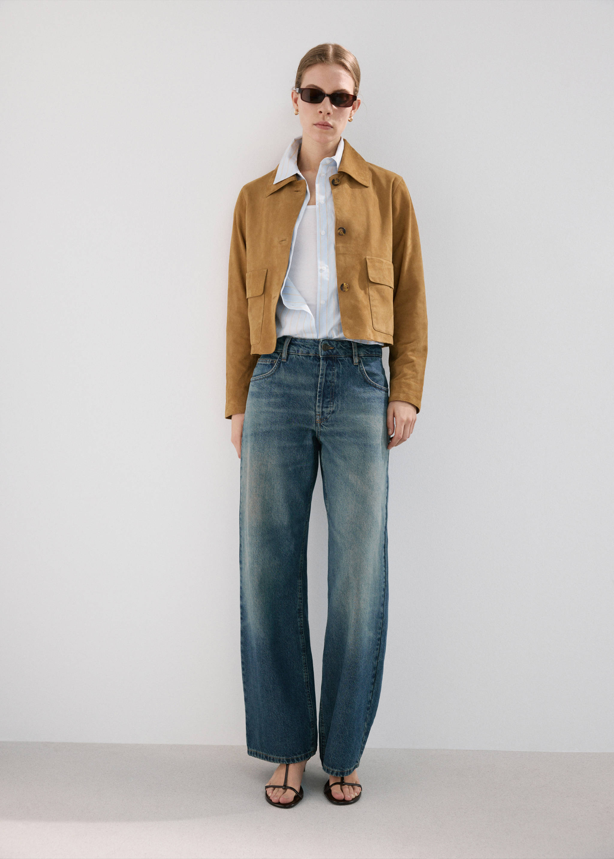 Chaqueta ante bolsillos - Plano general