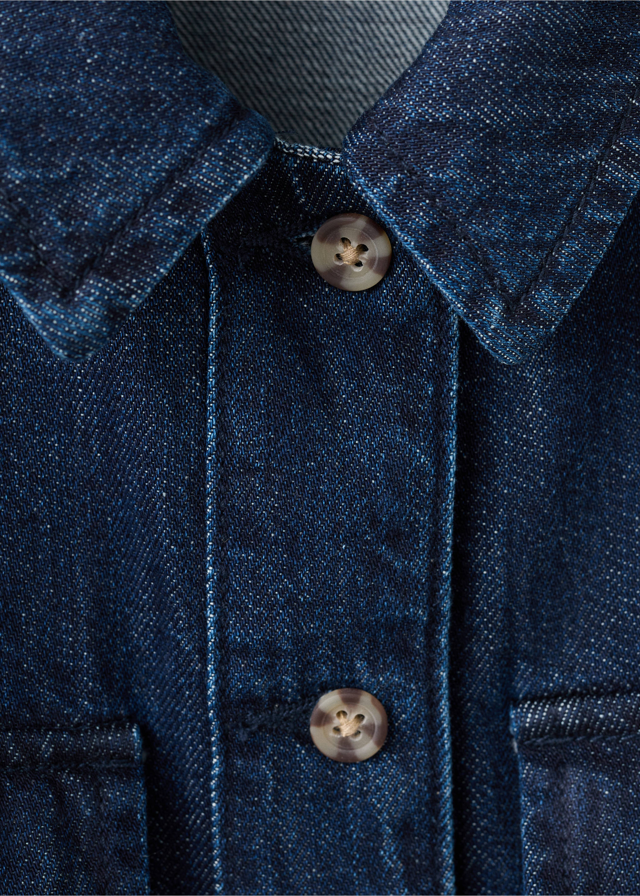 Chest-pocket denim shirt - Details of the article 8, Dark Blue. Ref: 27085147-00.