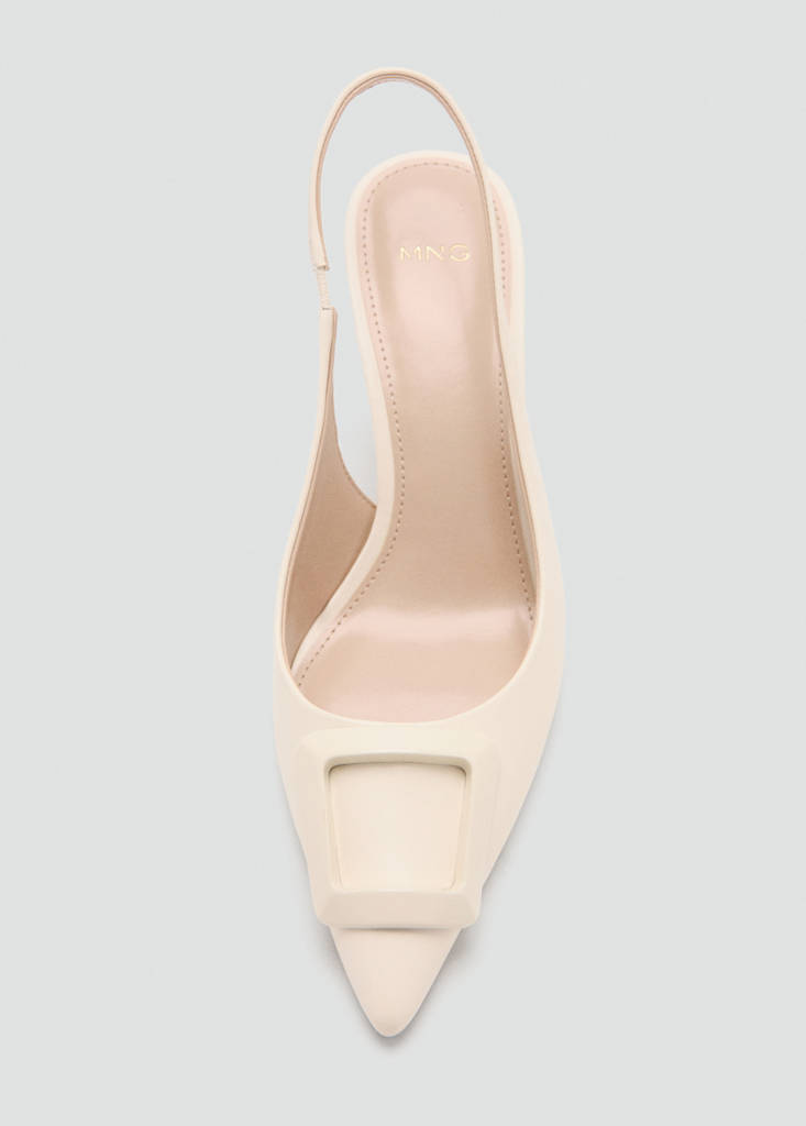 Patent heeled shoes — Ecru