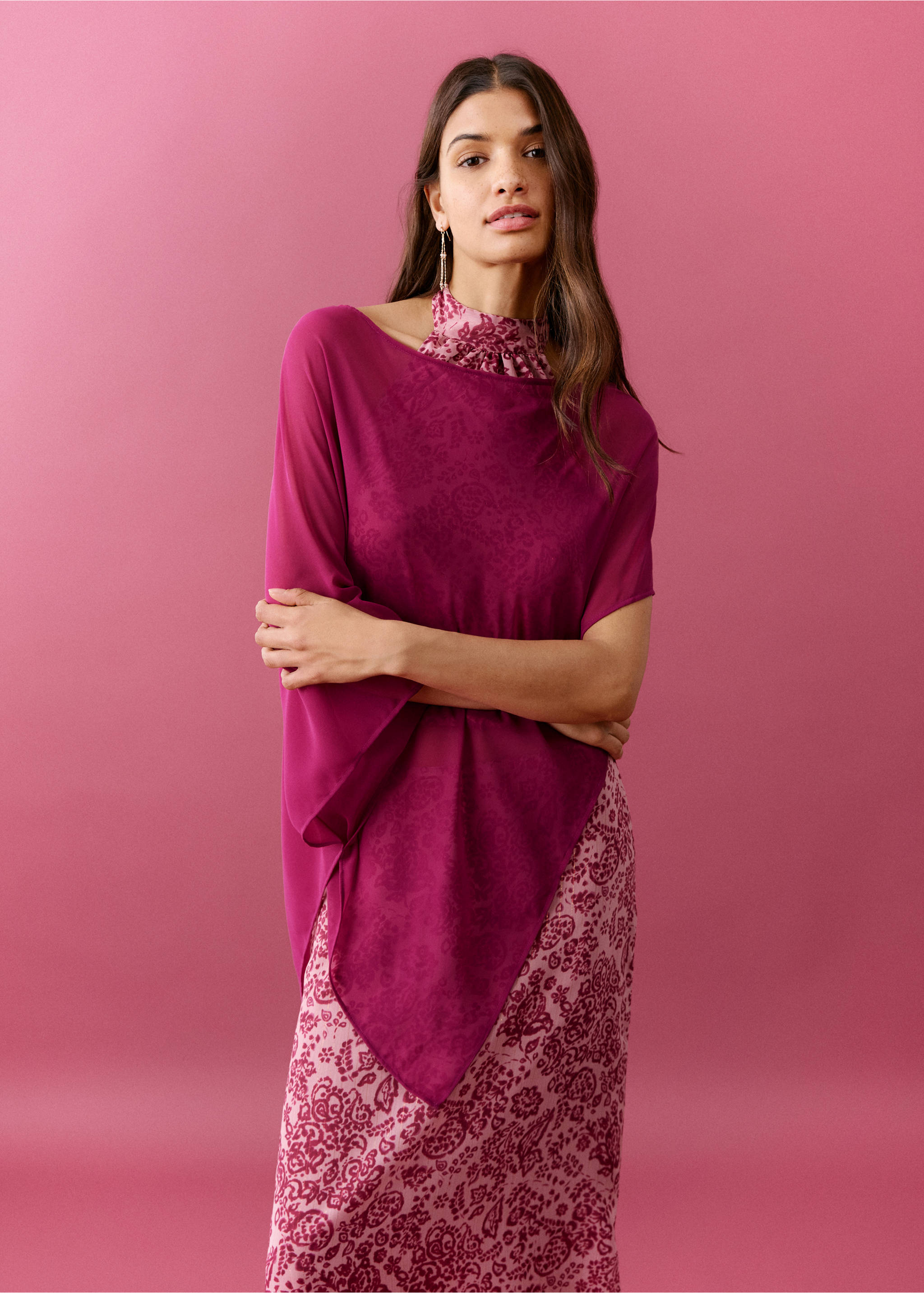 عباءة غير متماثلة بقصة انسيابية - رؤية وسط, وردي. Ref: 27085811-00.