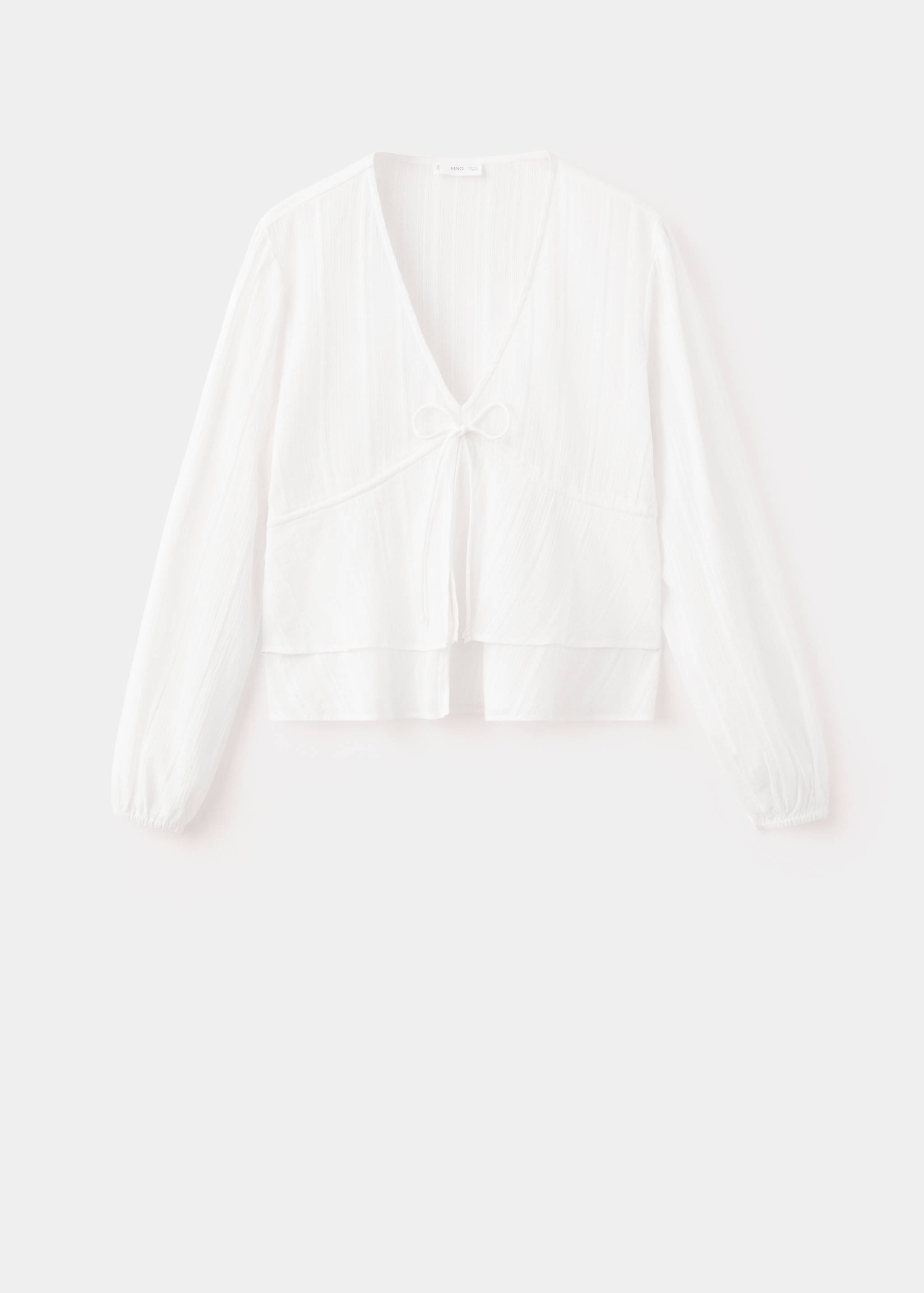 Блузка с воланами и бантом - Изделие без модели