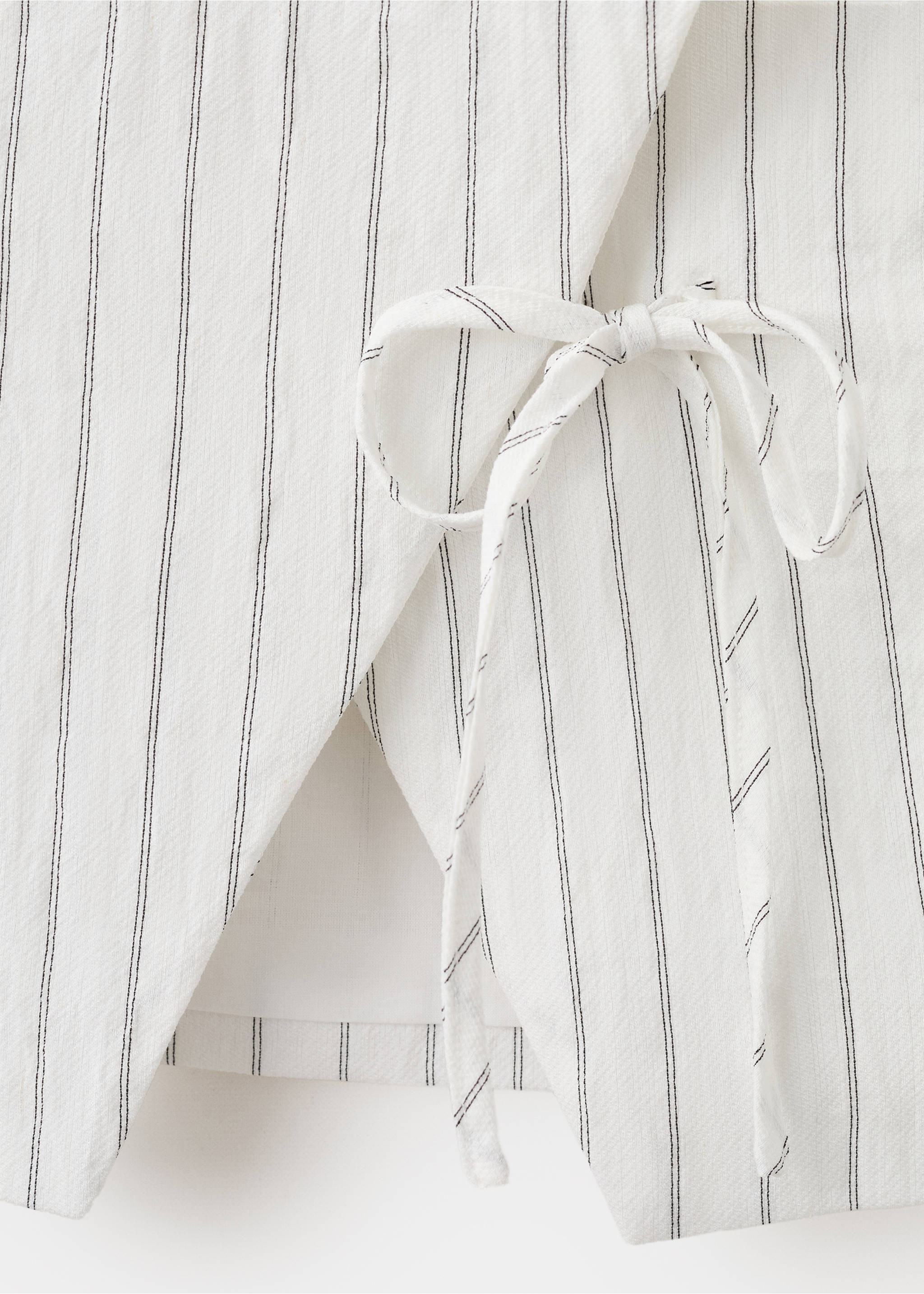 Striped gilet with tie fastening - Details of the article 8, Off White. Ref: 27085816-00.