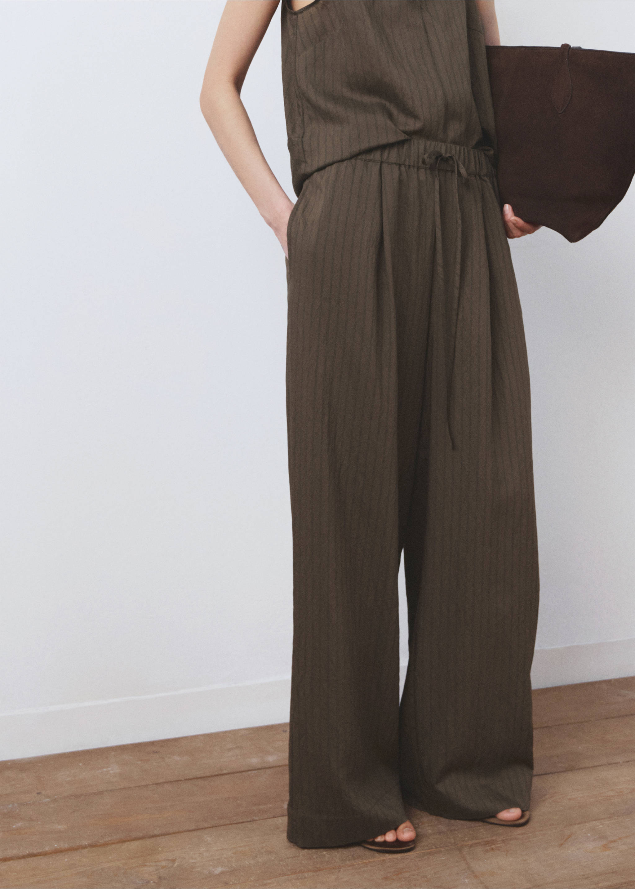 سروال مستقيم مخطط - رؤية وسط, بني. Ref: 27085821-00.