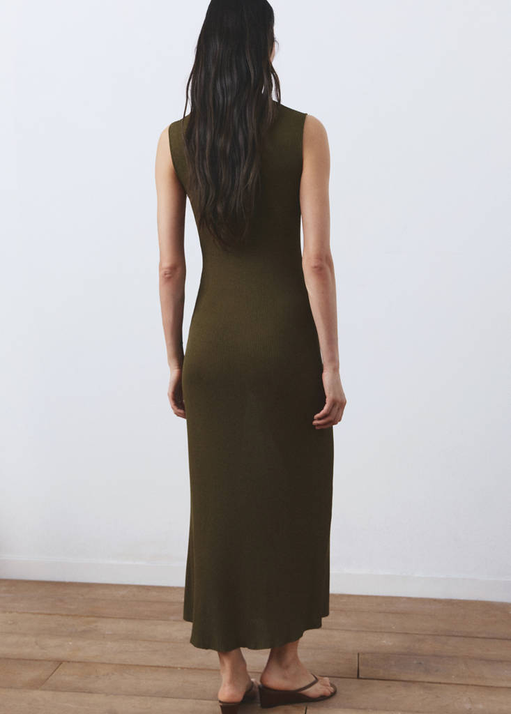 Fine-knit flared dress — Khaki