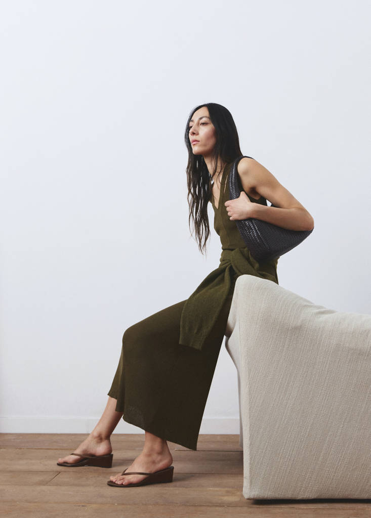 Fine-knit flared dress — Khaki